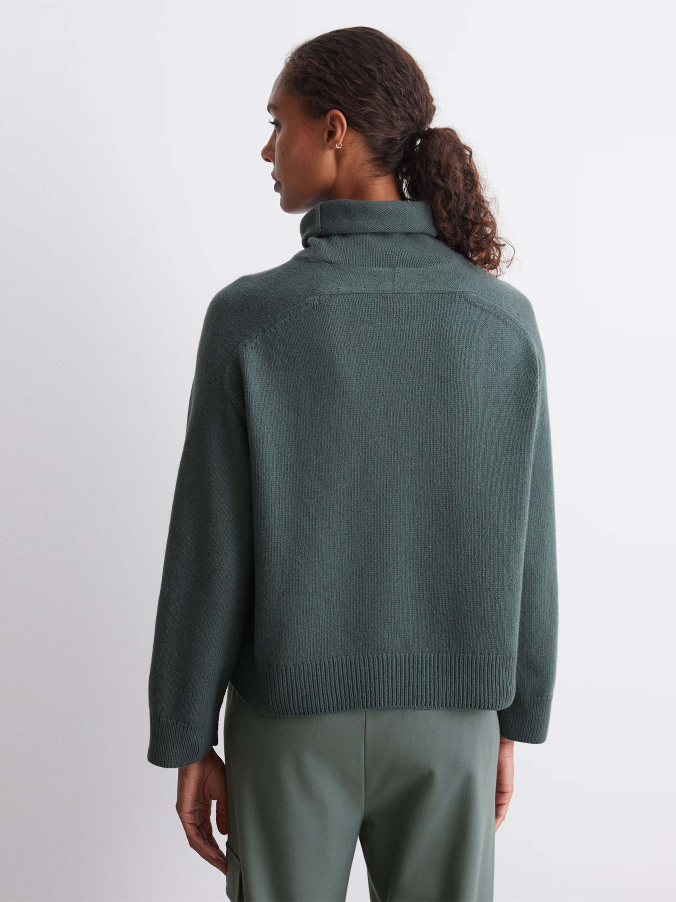 Свитры и кардиганы Marc O’Polo модель 410621160535-482 Свитры и кардиганы Marc O’Polo модель 410621160535-482 Фото