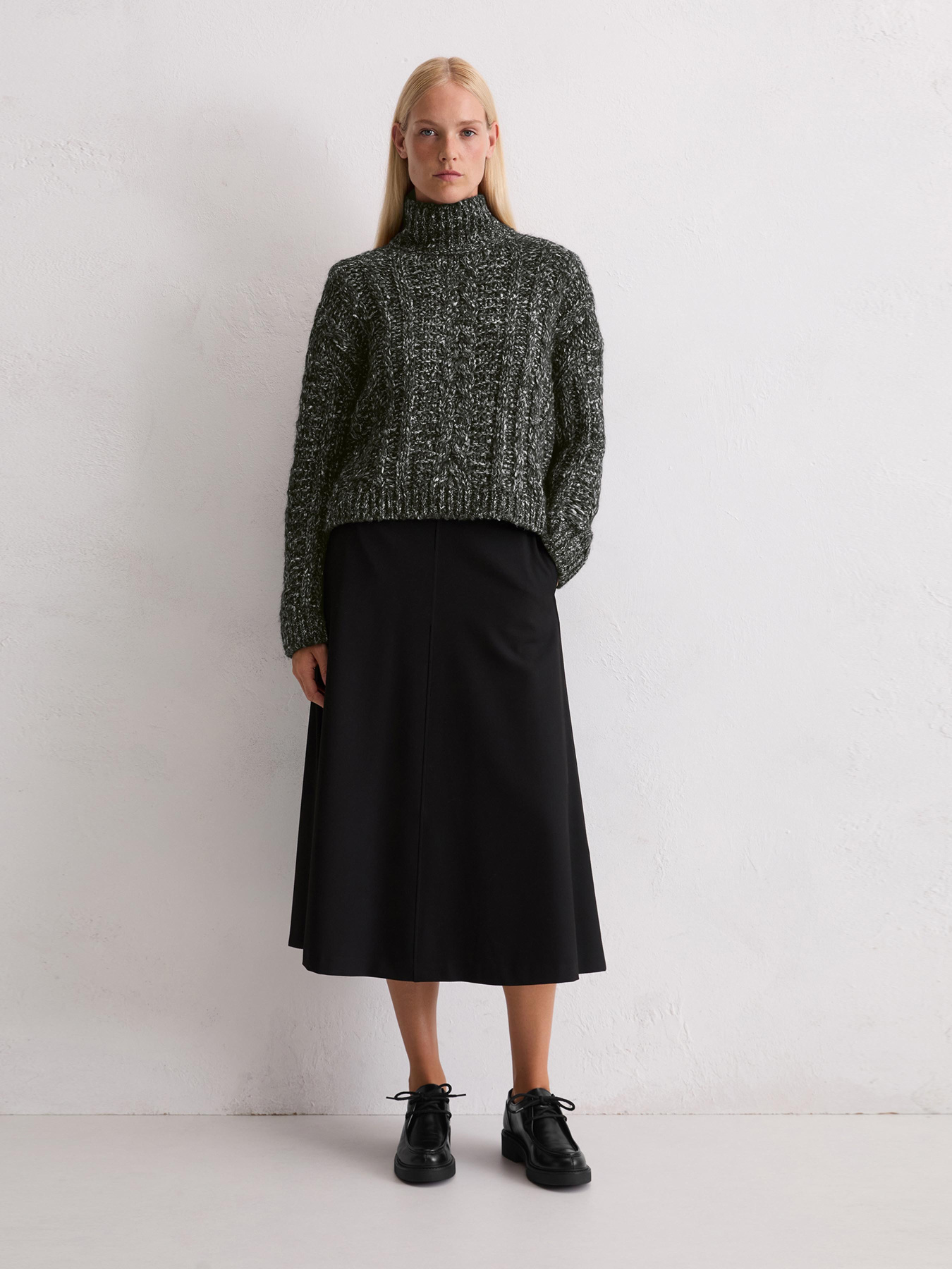 Свитры и кардиганы Marc O’Polo модель 509608560193-975 Свитры и кардиганы Marc O’Polo модель 509608560193-975 Фото