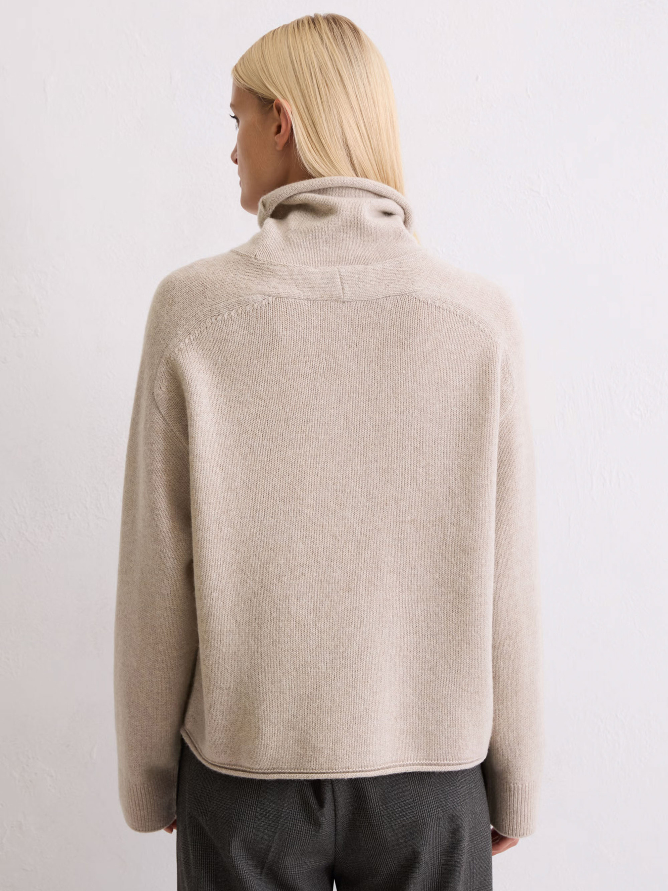 Свитры и кардиганы Marc O’Polo модель 510609060267-915 Фото