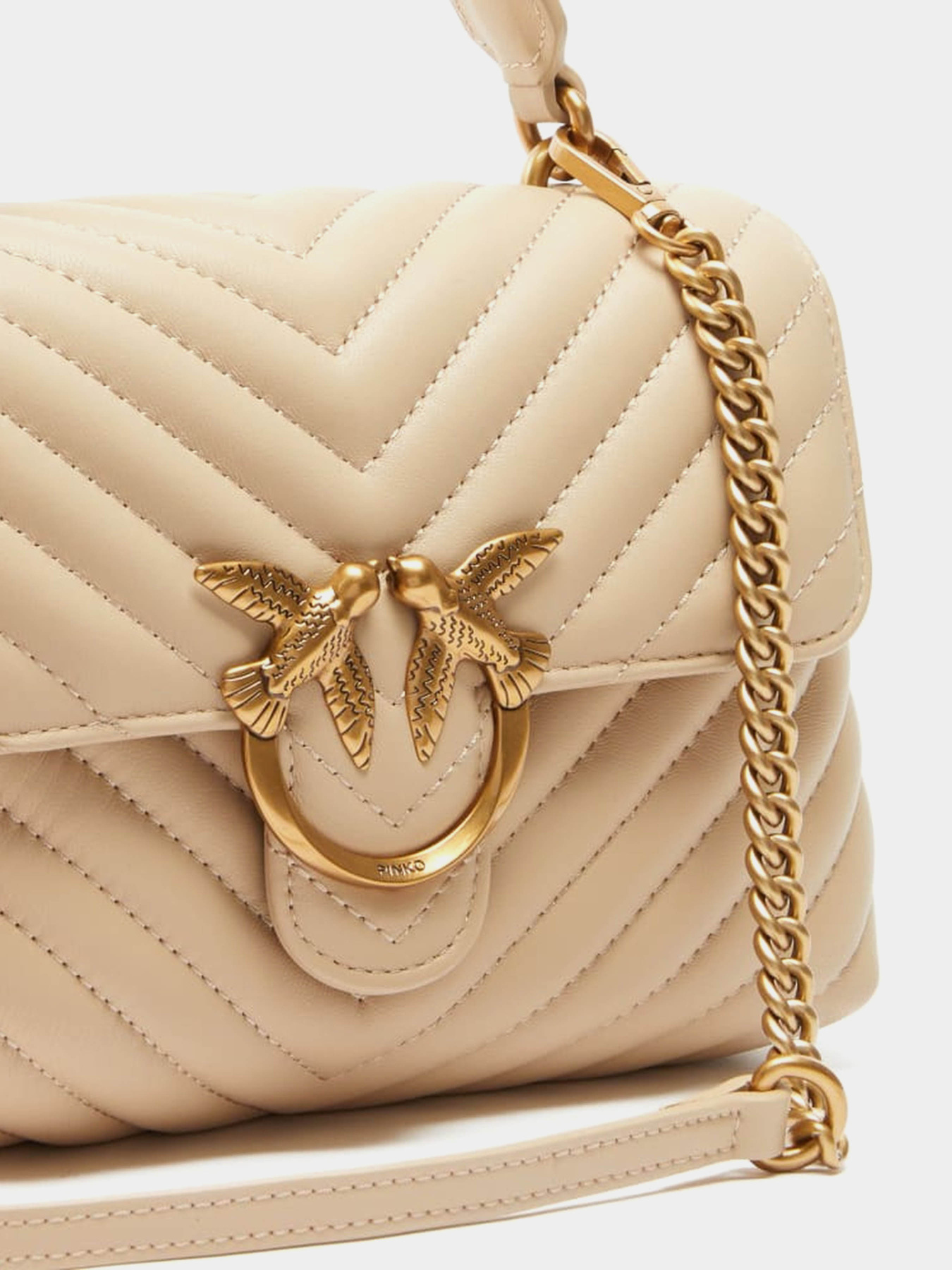 Сумки PINKO Love Lady Puff Classic Cl Sheep Nappa Chevron модель 100044-A0GK C50Q Сумки PINKO Love Lady Puff Classic Cl Sheep Nappa Chevron модель 100044-A0GK C50Q Фото