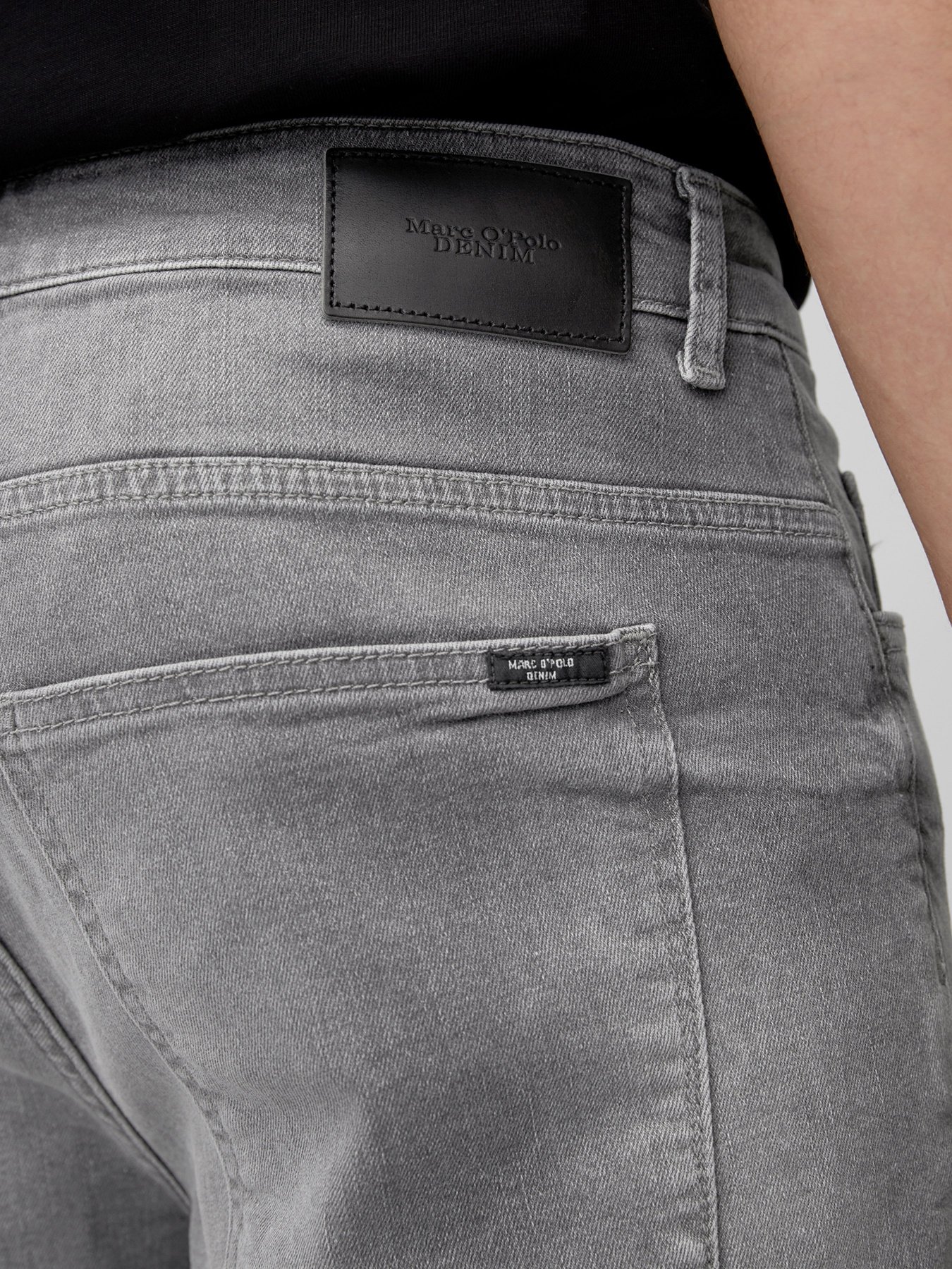 Шорти Marc O'Polo denim модель 163910813002-P27 Шорти Marc O'Polo denim модель 163910813002-P27 Фото