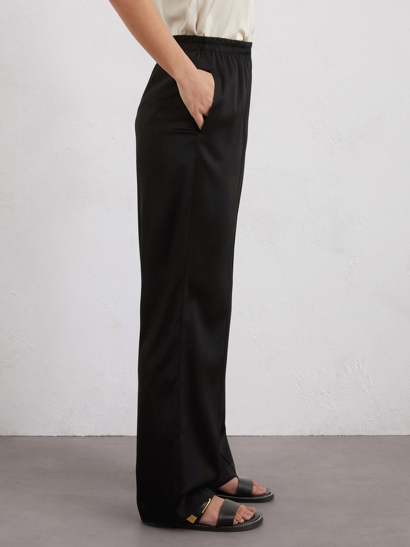 Штани Marc O’Polo модель 503085410291-990 Фото