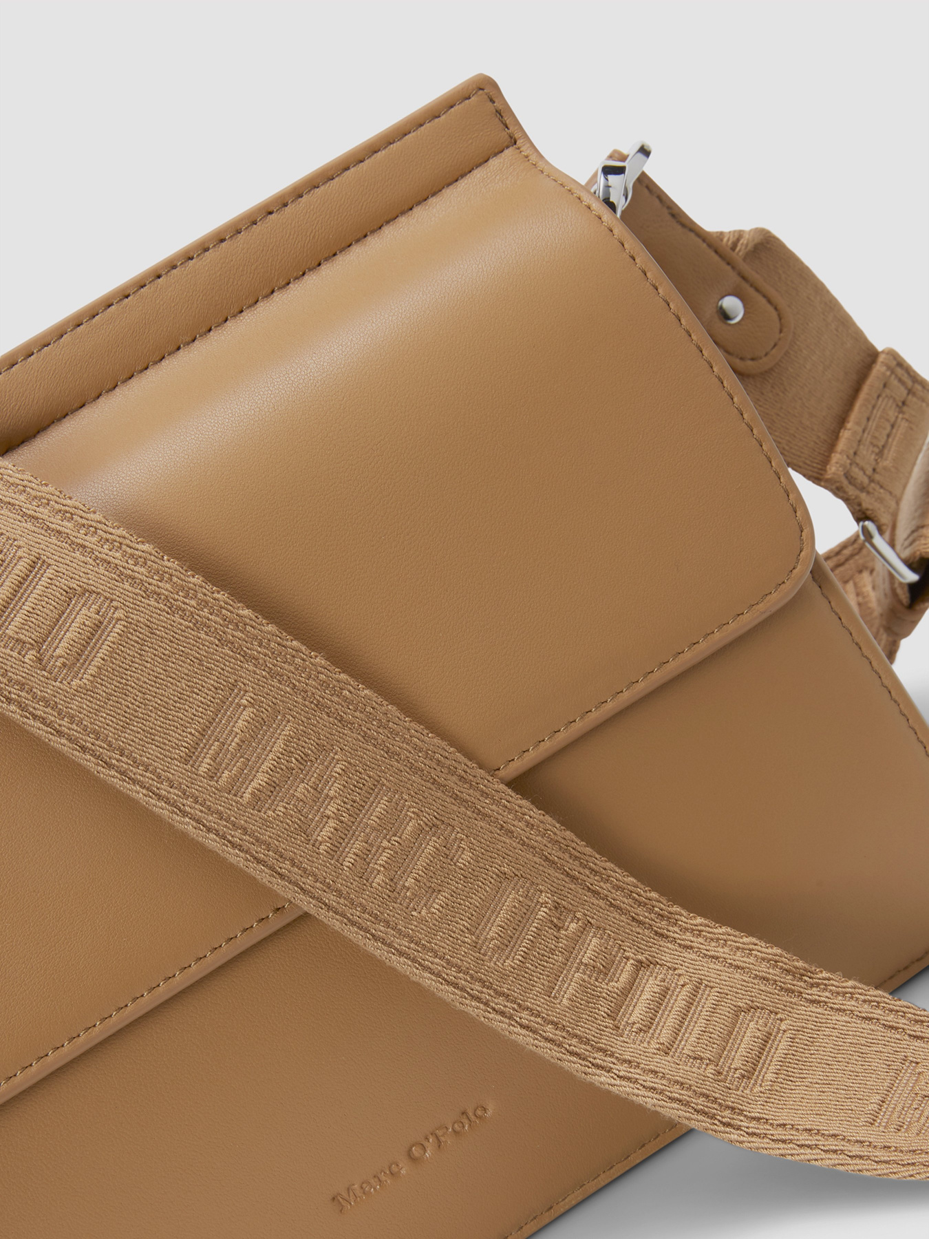 Сумки Marc O’Polo модель 10219680801108-747 Фото