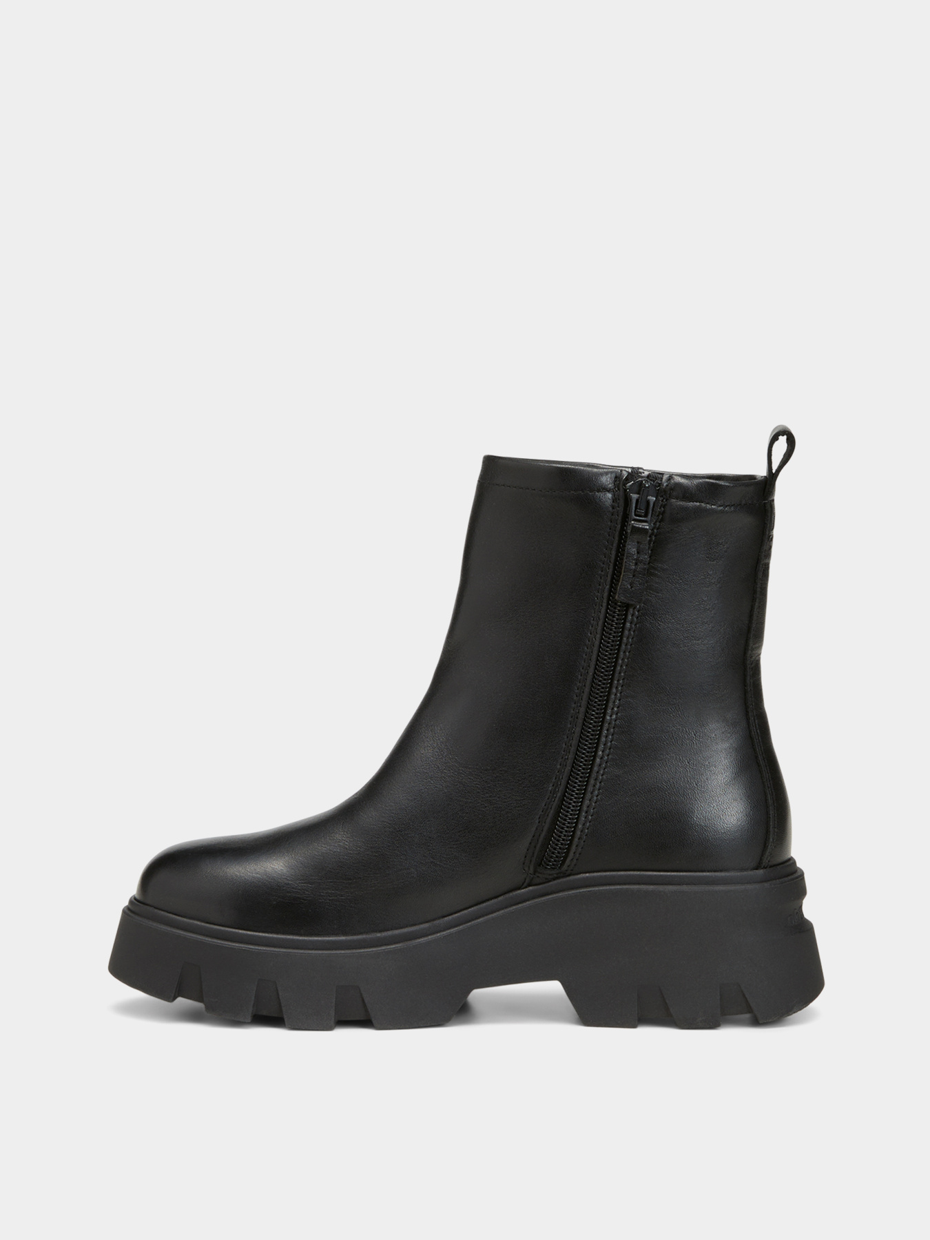 Ботинки и сапоги Marc O’Polo модель 31018079001143-990 Фото