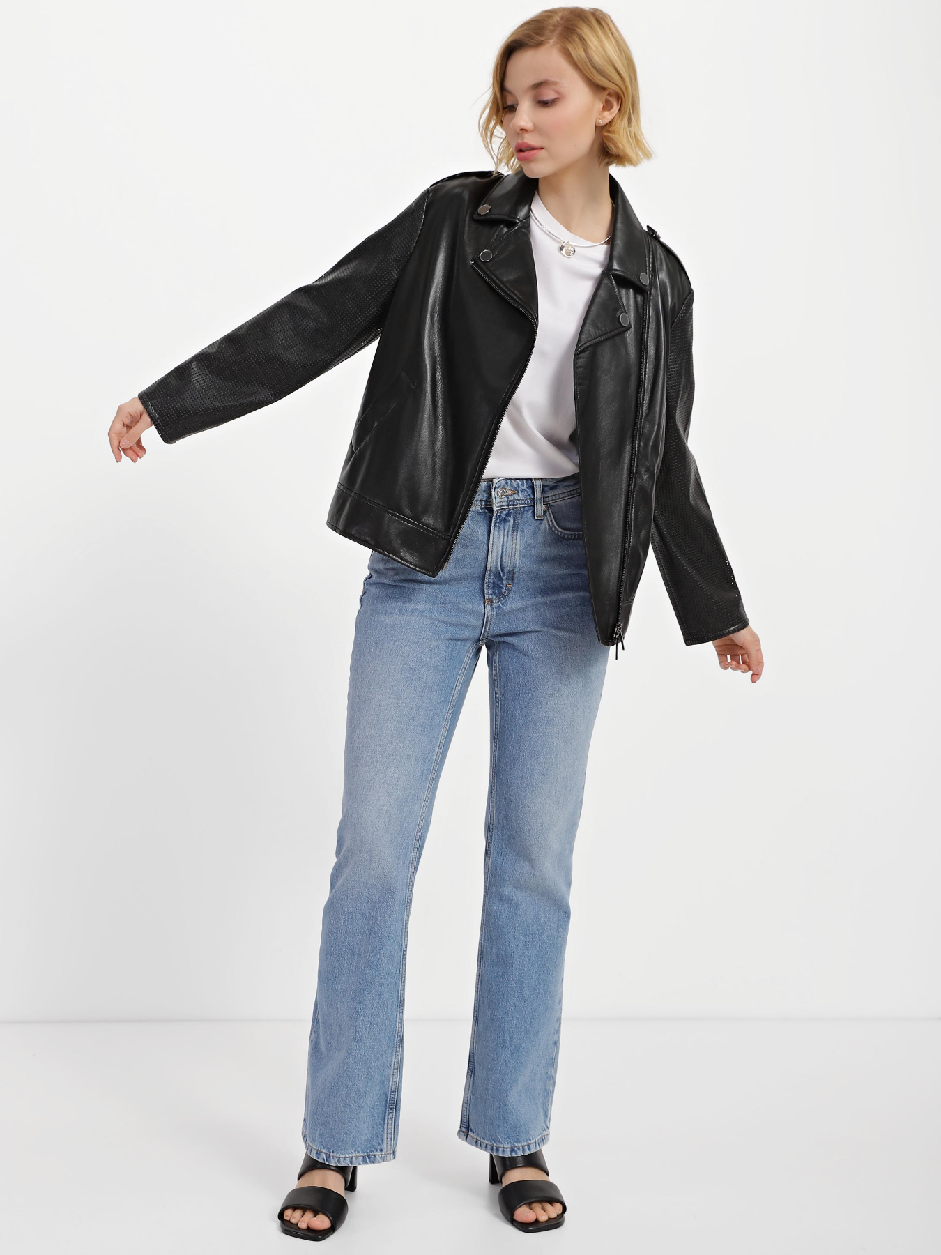 Куртки та дублянки Armani Exchange модель 3RYB14-YN3GZ-1200 Куртки та дублянки Armani Exchange модель 3RYB14-YN3GZ-1200 Фото