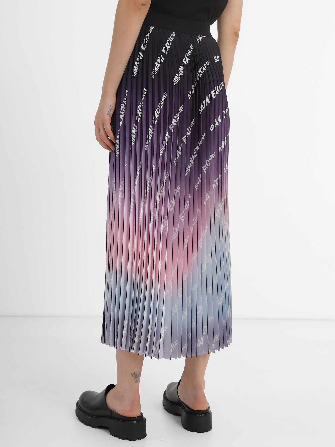 Спідниці Armani Exchange модель 3RYN19-YNJ5Z-22BM Спідниці Armani Exchange модель 3RYN19-YNJ5Z-22BM Фото