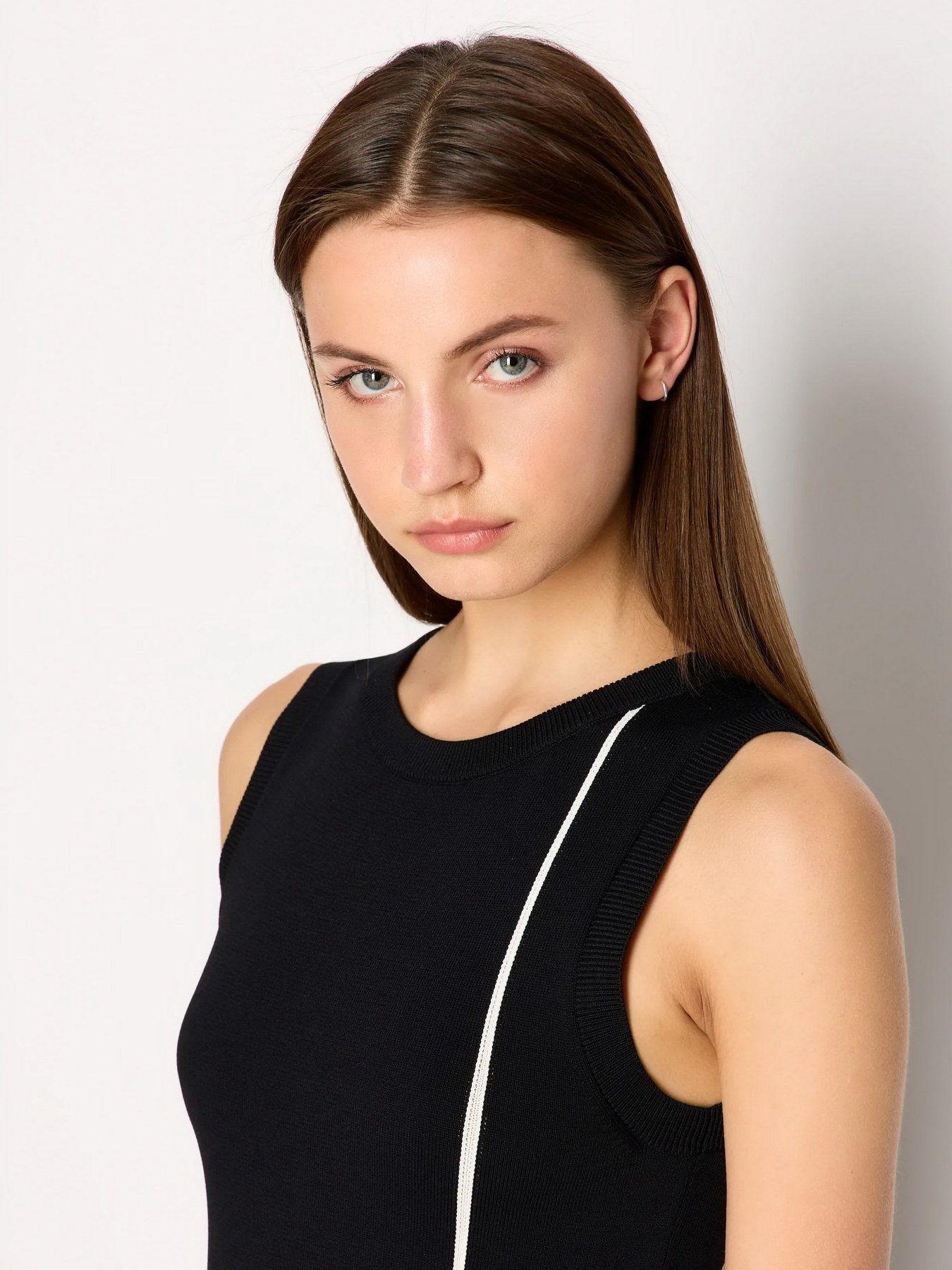 Сукні Armani Exchange модель 6RYA2D-YMH6Z-1200 Сукні Armani Exchange модель 6RYA2D-YMH6Z-1200 Фото