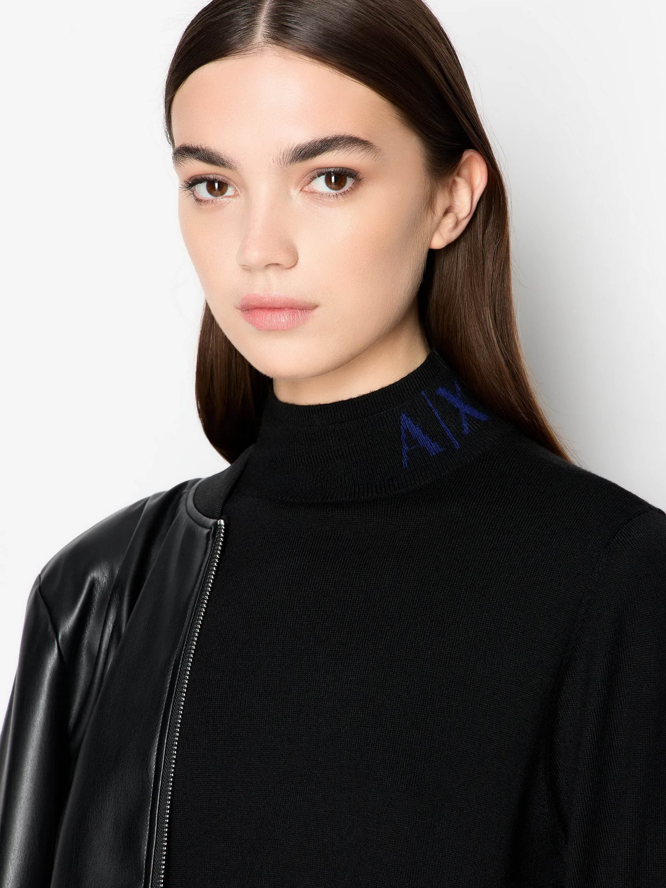 Светри та кардигани Armani Exchange модель 6RYM1K-YME3Z-1200 Фото