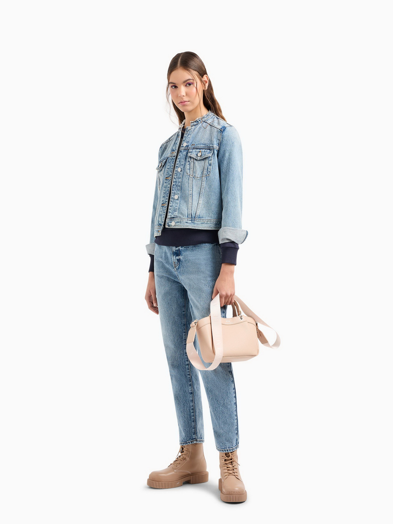 Джинси Armani Exchange J16 модель 3DYJ16-Y14BZ-1500 Джинси Armani Exchange J16 модель 3DYJ16-Y14BZ-1500 Фото