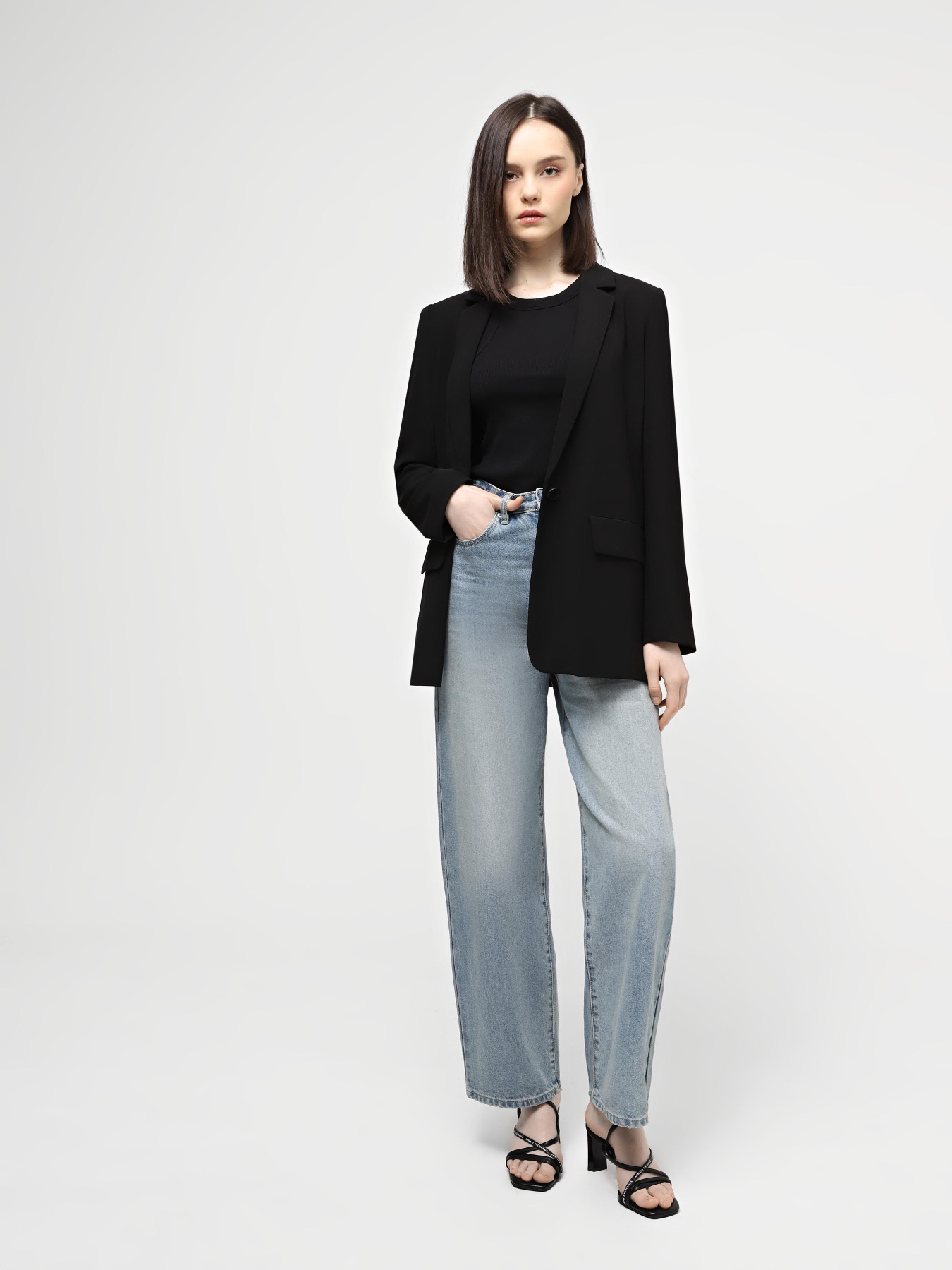Піджаки Armani Exchange модель 3DYG22-YN1QZ-1200 Піджаки Armani Exchange модель 3DYG22-YN1QZ-1200 Фото