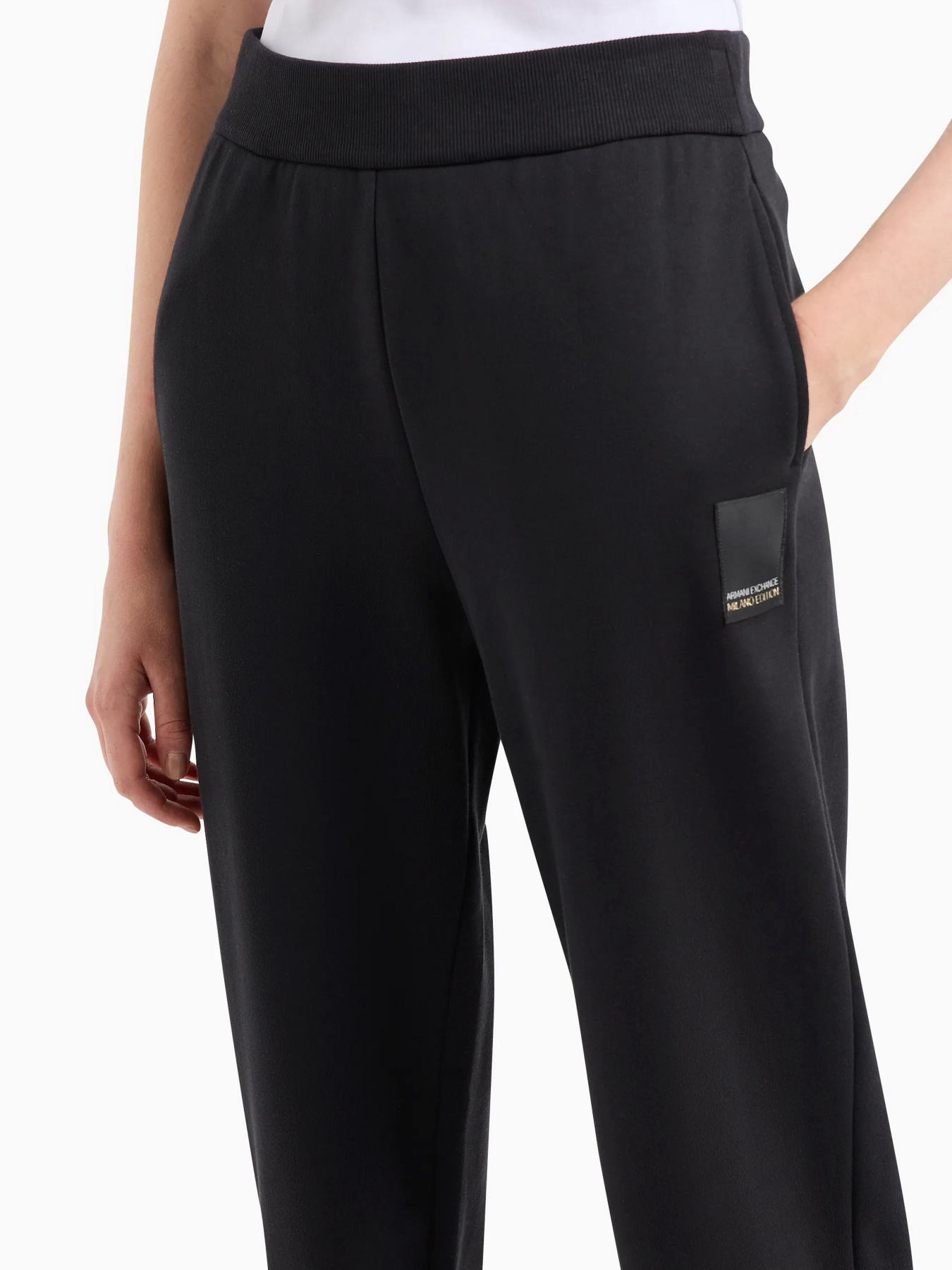 Брюки Armani Exchange модель 3DYP91-YJFDZ-1200 Брюки Armani Exchange модель 3DYP91-YJFDZ-1200 Фото