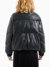 Куртки и дубленки Armani Exchange модель 6DYB21-YNNYZ-1200 Фото