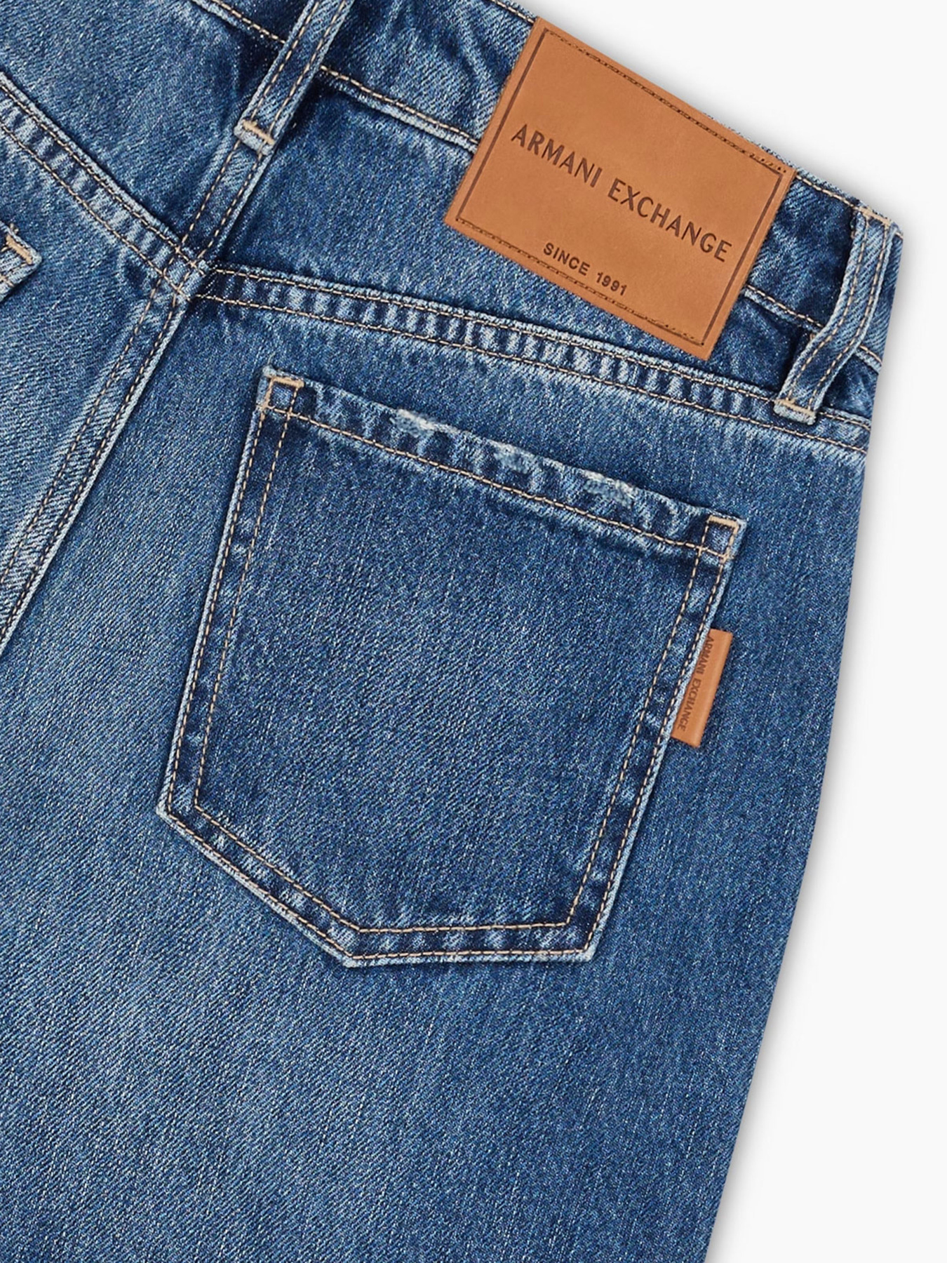 Джинсы Armani Exchange модель 6DYJ38-Y19HZ-05EK Фото