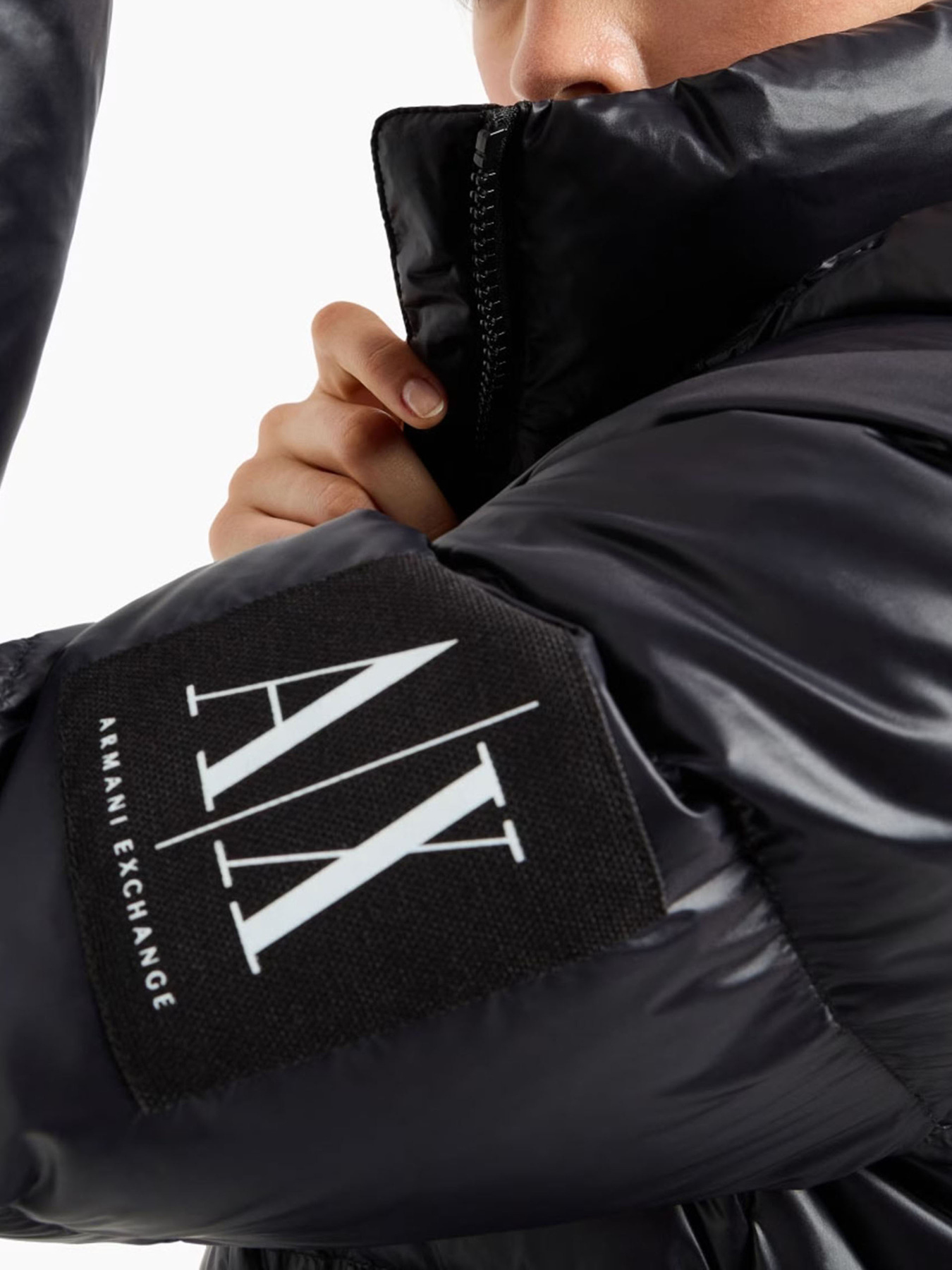 Куртки и дубленки Armani Exchange модель XW000251-AF10860-UC001 Куртки и дубленки Armani Exchange модель XW000251-AF10860-UC001 Фото