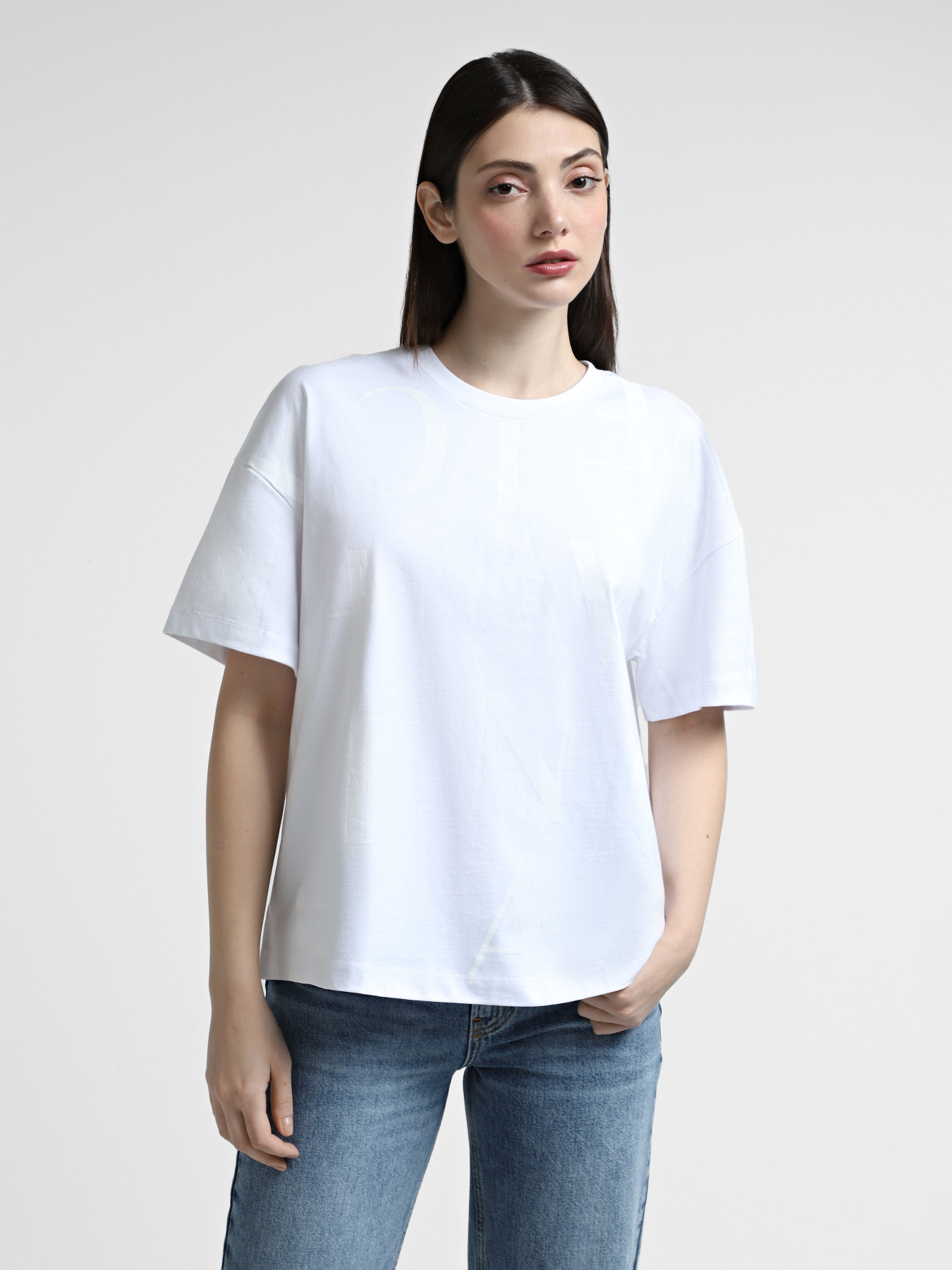 Футболки і поло Armani Exchange модель 6DYT14-YJ7VZ-1000 Футболки і поло Armani Exchange модель 6DYT14-YJ7VZ-1000 Фото