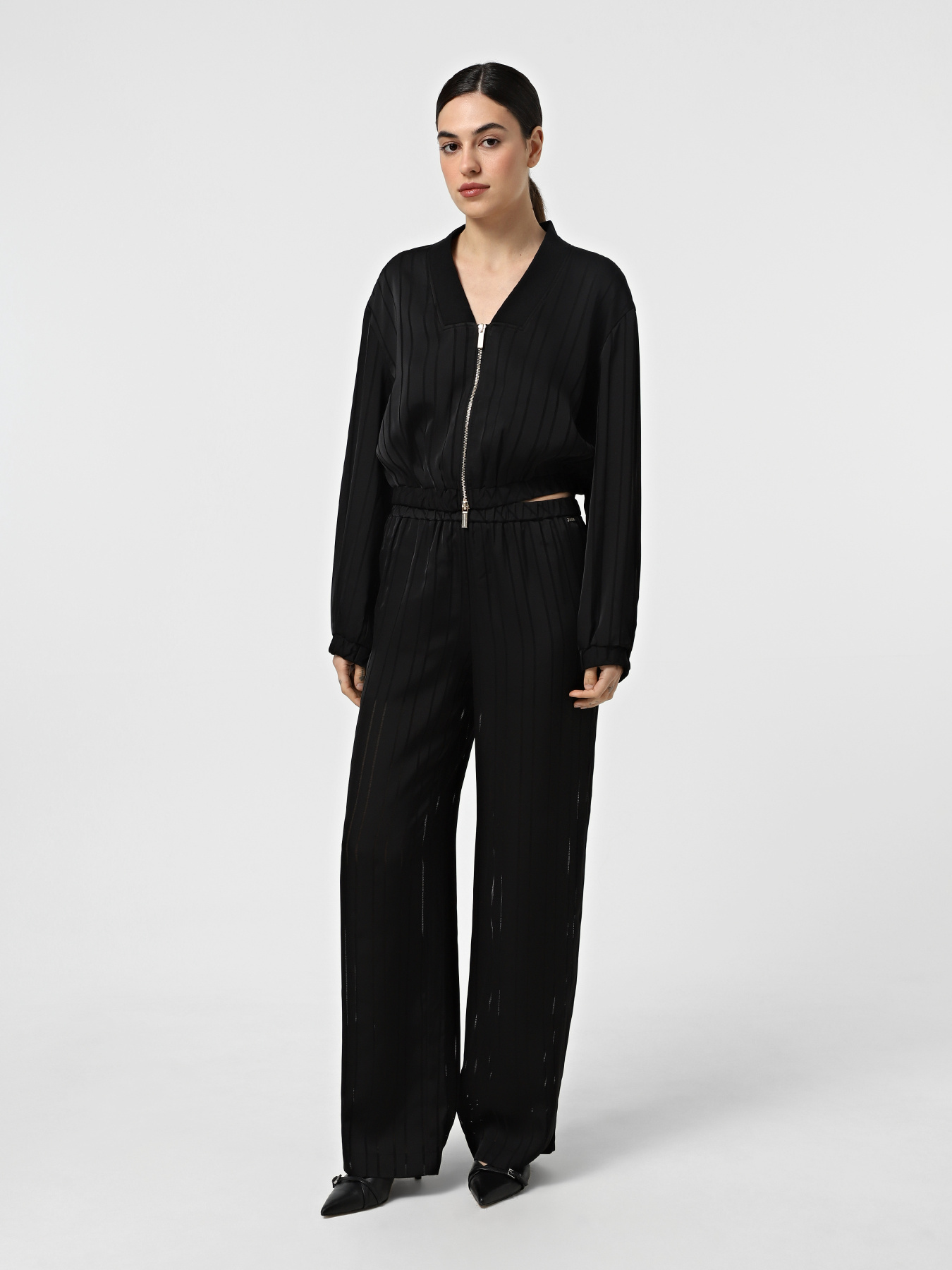 Куртки и дубленки Armani Exchange модель XW000174-AF12744-FC041 Фото