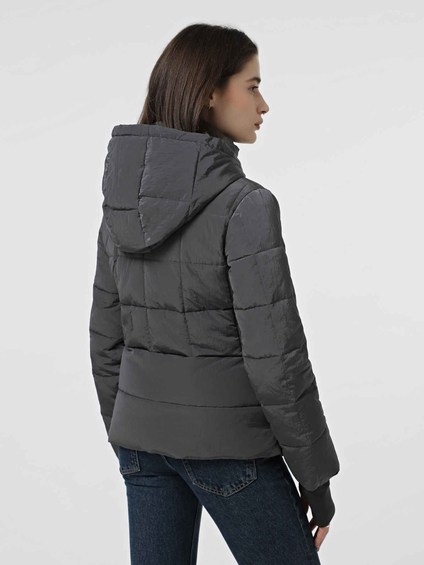 Куртки и дубленки Armani Exchange модель XW000650-AF16207-U8105 Фото