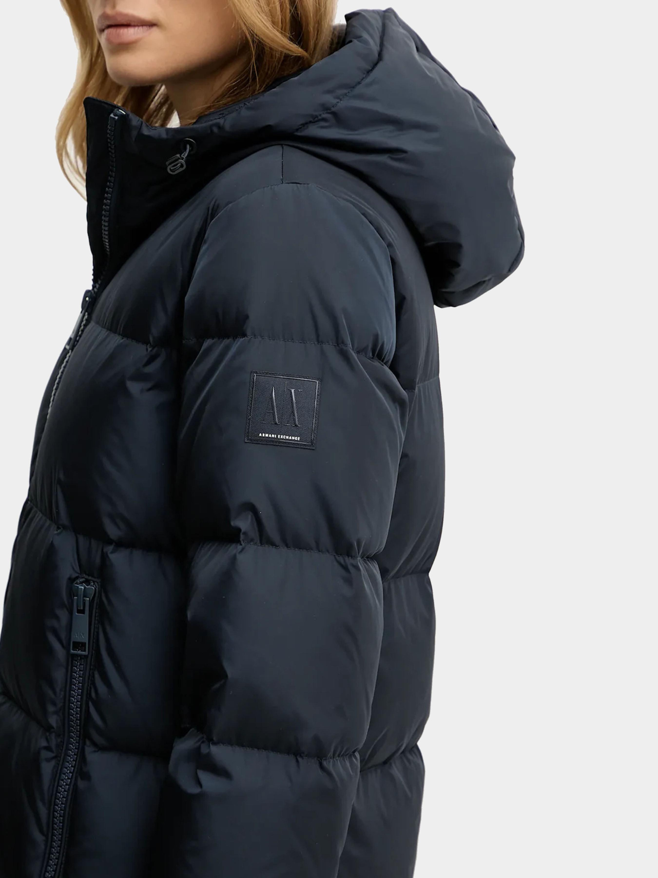 Куртки и дубленки Armani Exchange модель XW000251-AF12286-UB100 Фото