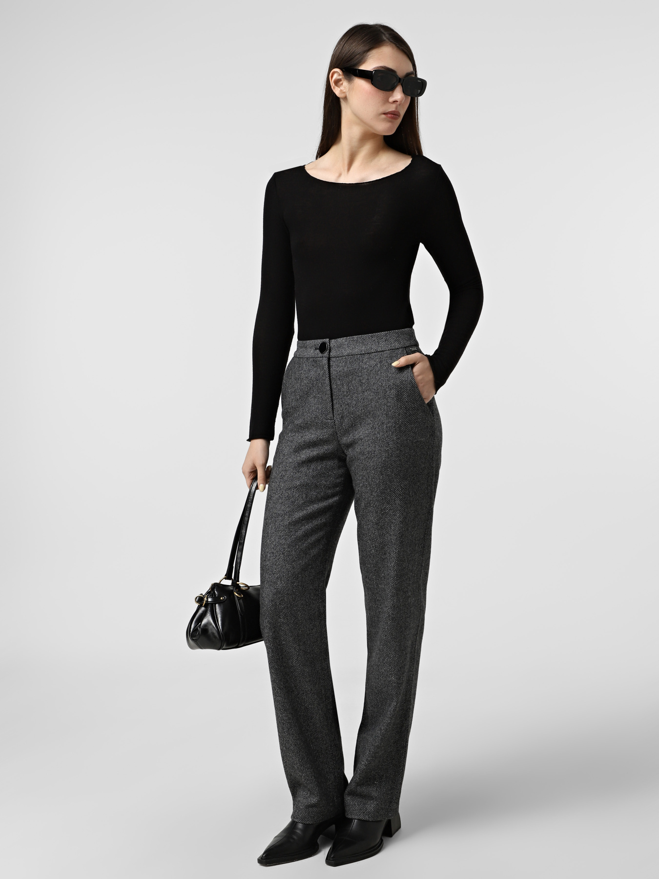 Брюки Armani Exchange модель XW000723-AF16146-M8049 Фото