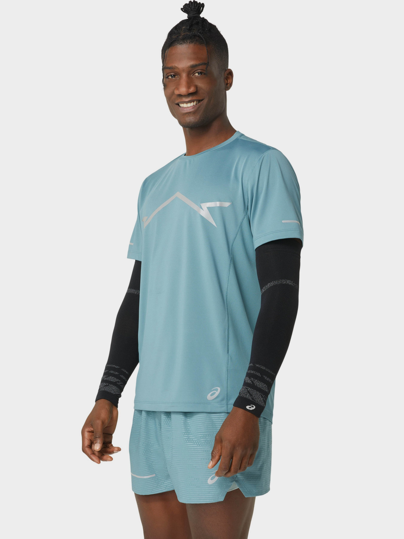 Рукав спортивный Asics Lite-Show Armsleeve модель 3013A890-001 Чорний Рукав спортивный Asics Lite-Show Armsleeve модель 3013A890-001 Чорний Фото