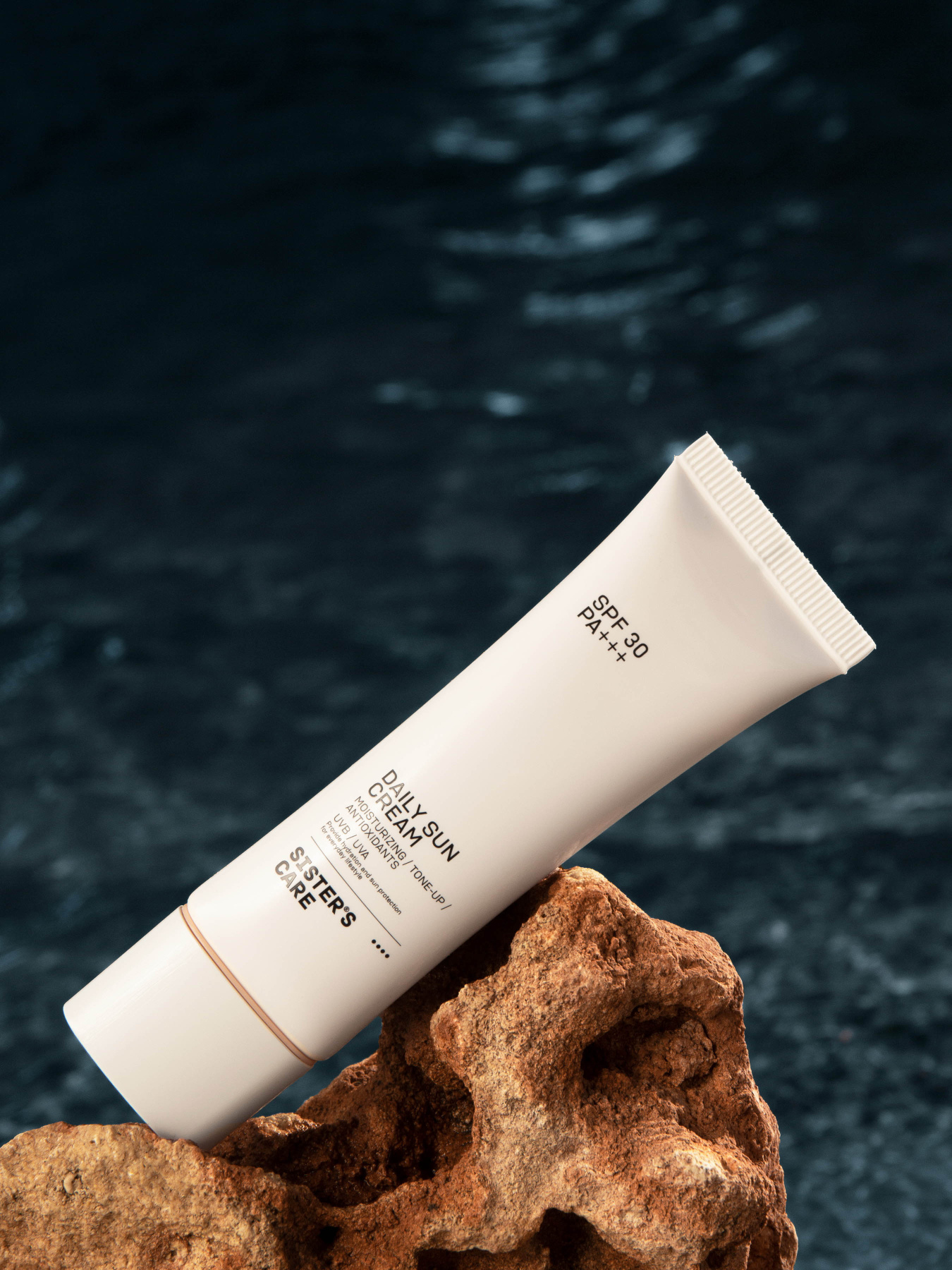 Солнцезащитный крем SPF 30 Sister’s Aroma модель 8809187075786 Солнцезащитный крем SPF 30 Sister’s Aroma модель 8809187075786 Фото