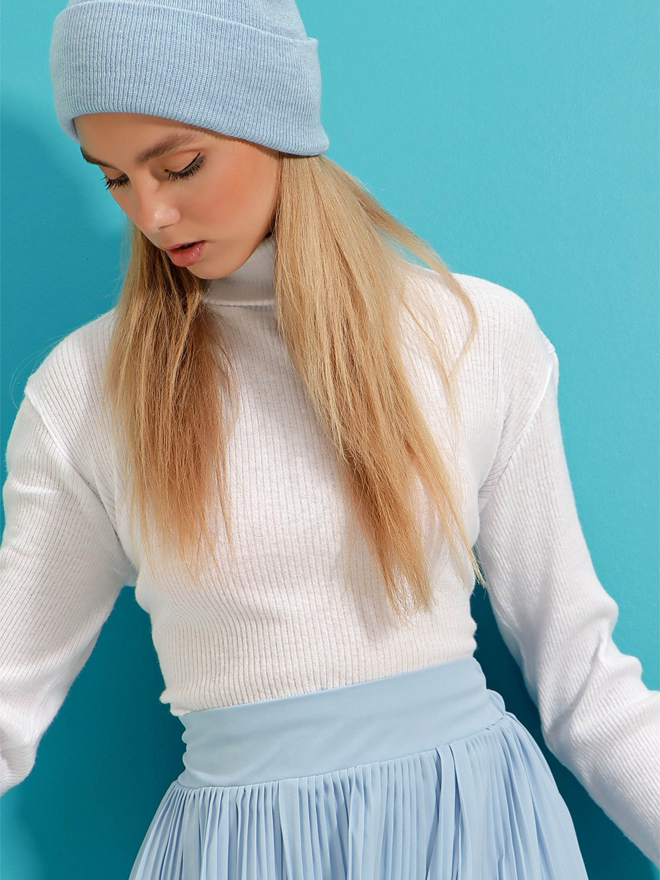 Свитры и кардиганы Trend Alacati Stili модель ALC-695-001/Beyaz Свитры и кардиганы Trend Alacati Stili модель ALC-695-001/Beyaz Фото
