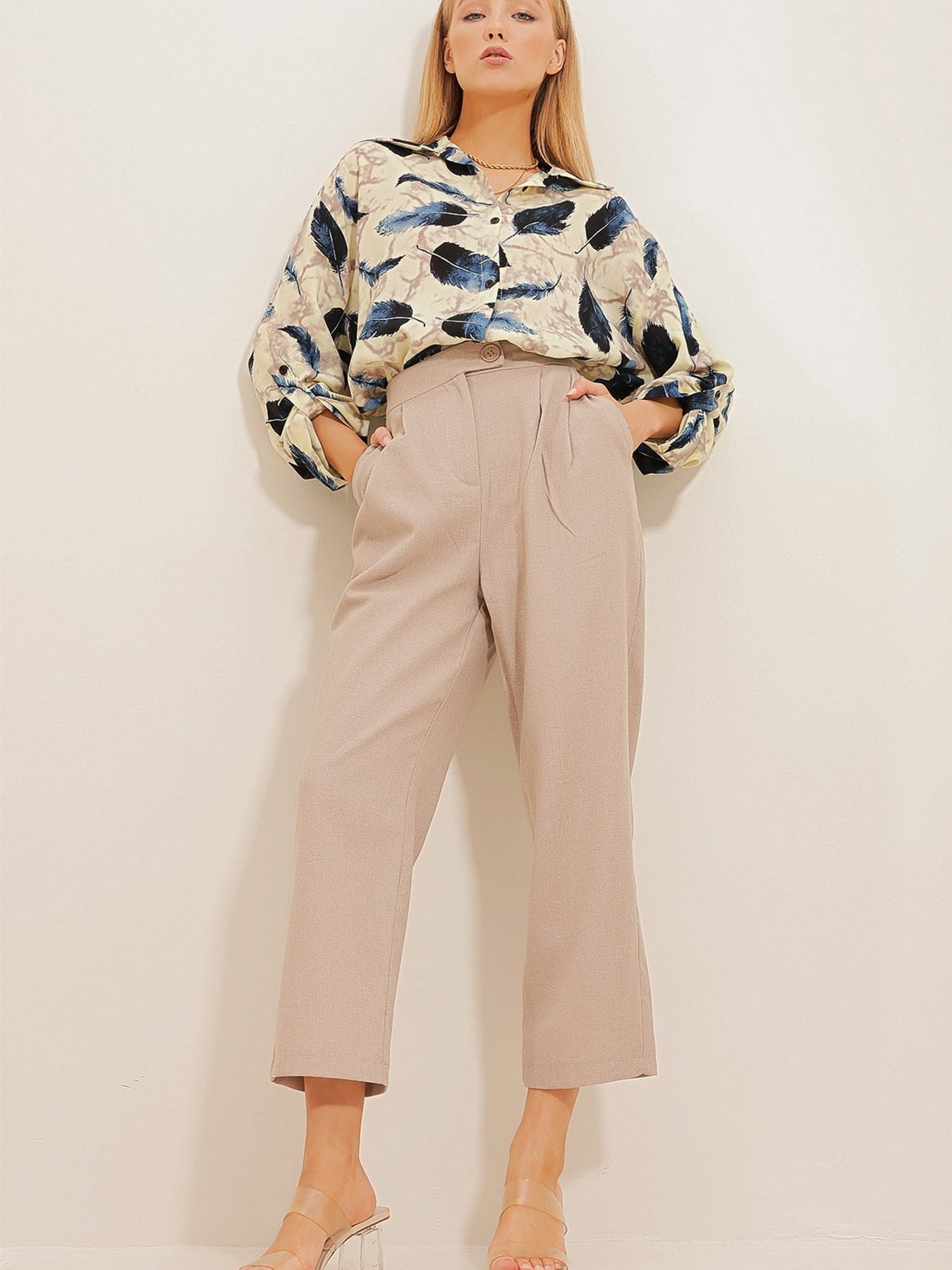 Сорочки Trend Alacati Stili модель ALC-X10530/Lacivert Сорочки Trend Alacati Stili модель ALC-X10530/Lacivert Фото