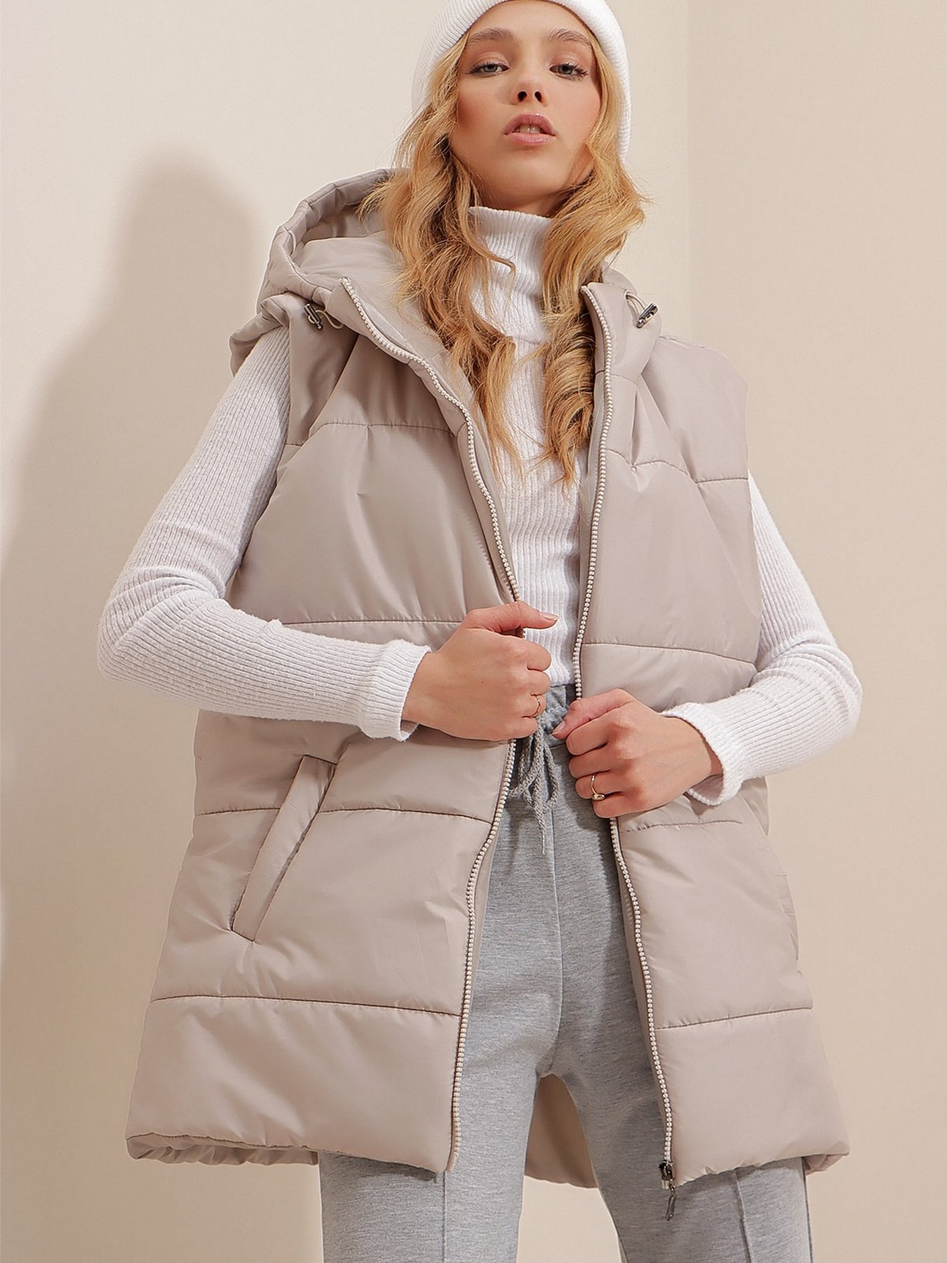 Куртки та дублянки Trend Alacati Stili модель ALC-X9455/GRI Куртки та дублянки Trend Alacati Stili модель ALC-X9455/GRI Фото