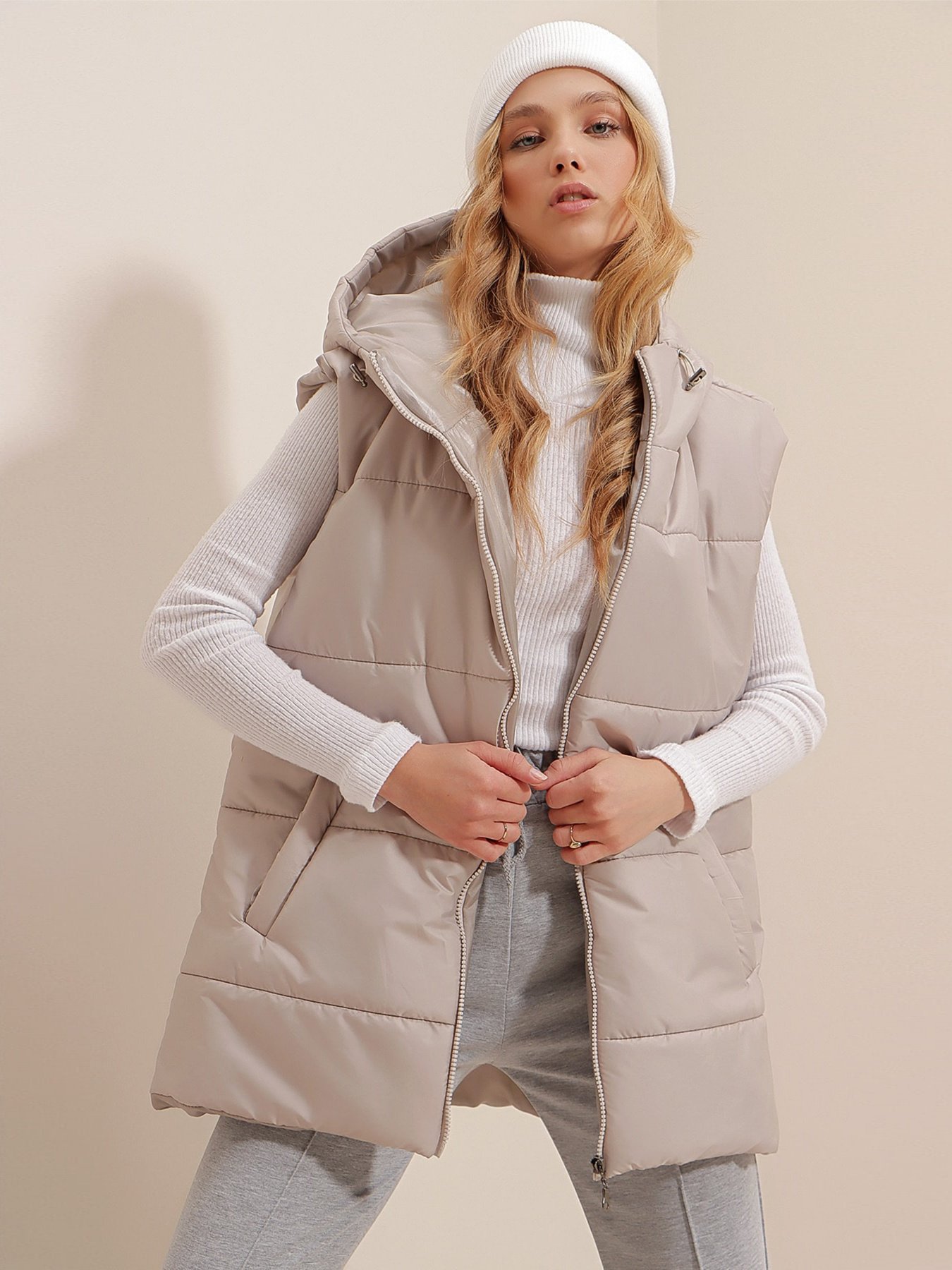 Куртки та дублянки Trend Alacati Stili модель ALC-X9455/GRI Куртки та дублянки Trend Alacati Stili модель ALC-X9455/GRI Фото