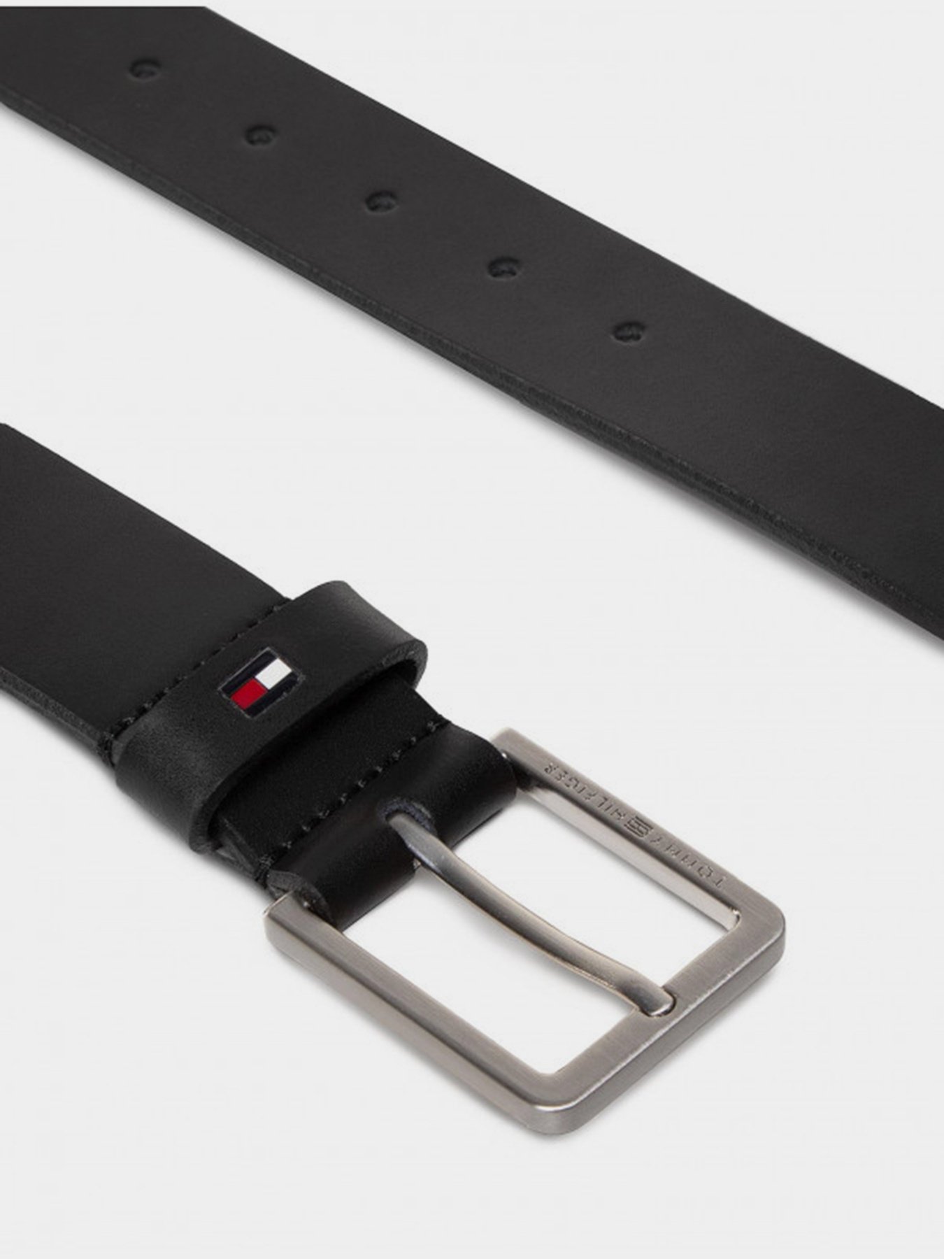 Ремені Tommy Hilfiger модель AM0AM06601-BDS Фото