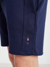 Шорти Tommy Hilfiger модель MW0MW17333-DY4 Фото