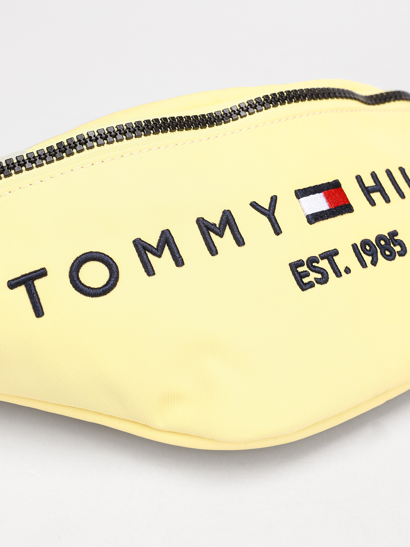 Сумки Tommy Hilfiger модель AM0AM07206-ZFF Сумки Tommy Hilfiger модель AM0AM07206-ZFF Фото