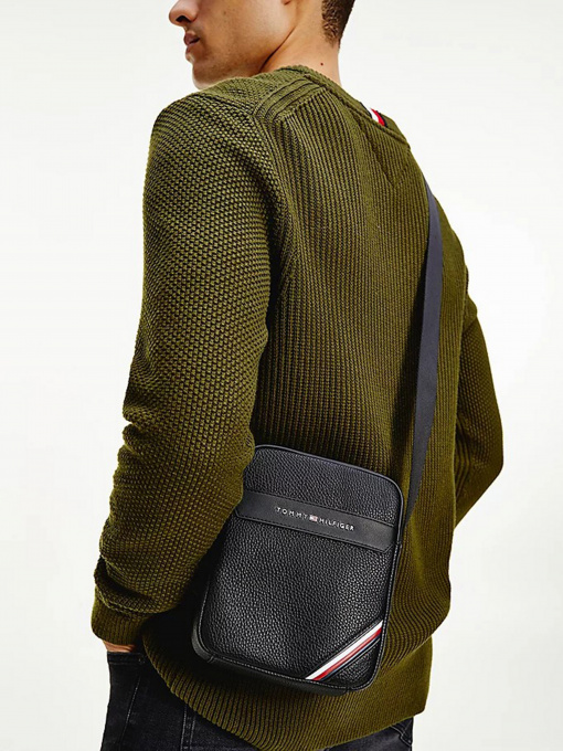 Сумки Tommy Hilfiger модель AM0AM07781-BDS Фото