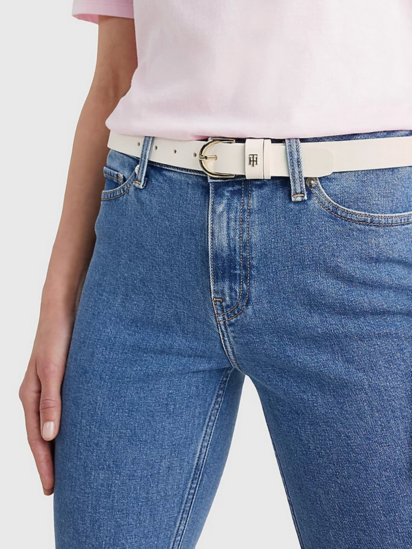 Ремни Tommy Hilfiger модель AW0AW11704-YBR Фото