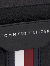 Сумки Tommy Hilfiger Th Coated Canvas Camera модель AM0AM11535-BDS Фото