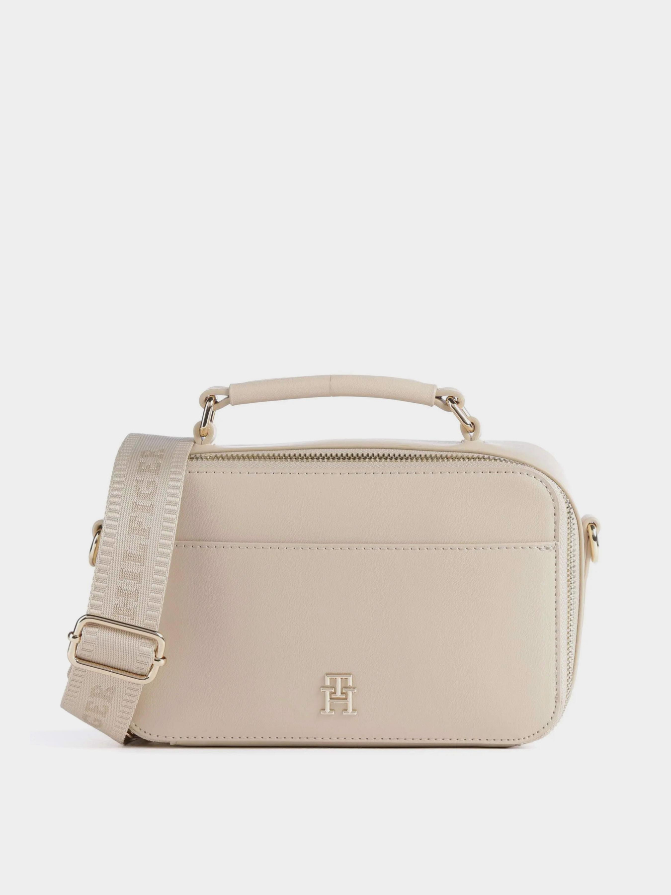 Сумки Tommy Hilfiger модель AW0AW15689-AES Сумки Tommy Hilfiger модель AW0AW15689-AES Фото