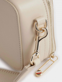 Сумки Tommy Hilfiger модель AW0AW15689-AES Фото