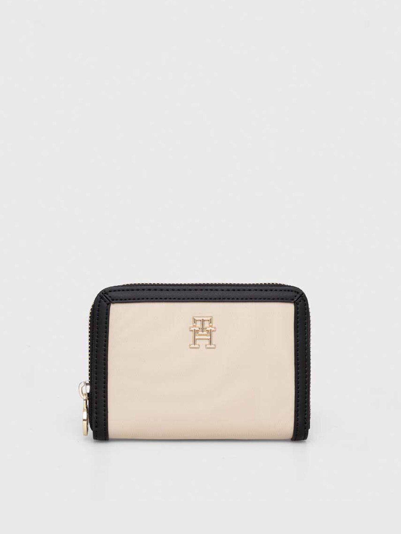 Кошельки Tommy Hilfiger модель AW0AW16090-0F4 Фото