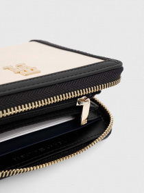 Кошельки Tommy Hilfiger модель AW0AW16090-0F4 Фото