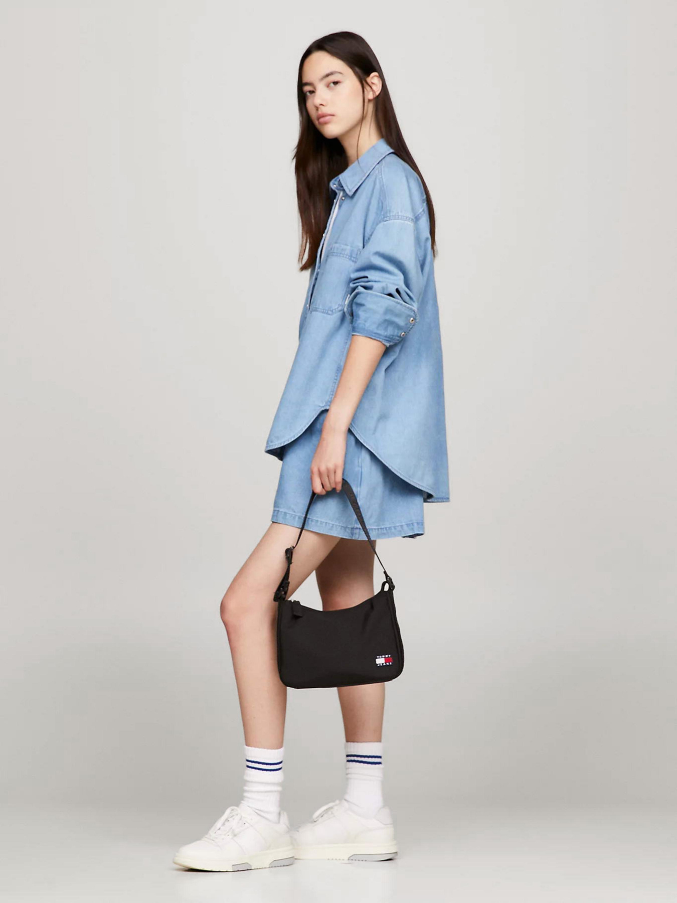 Сумки Tommy Hilfiger модель AW0AW15815-BDS Фото