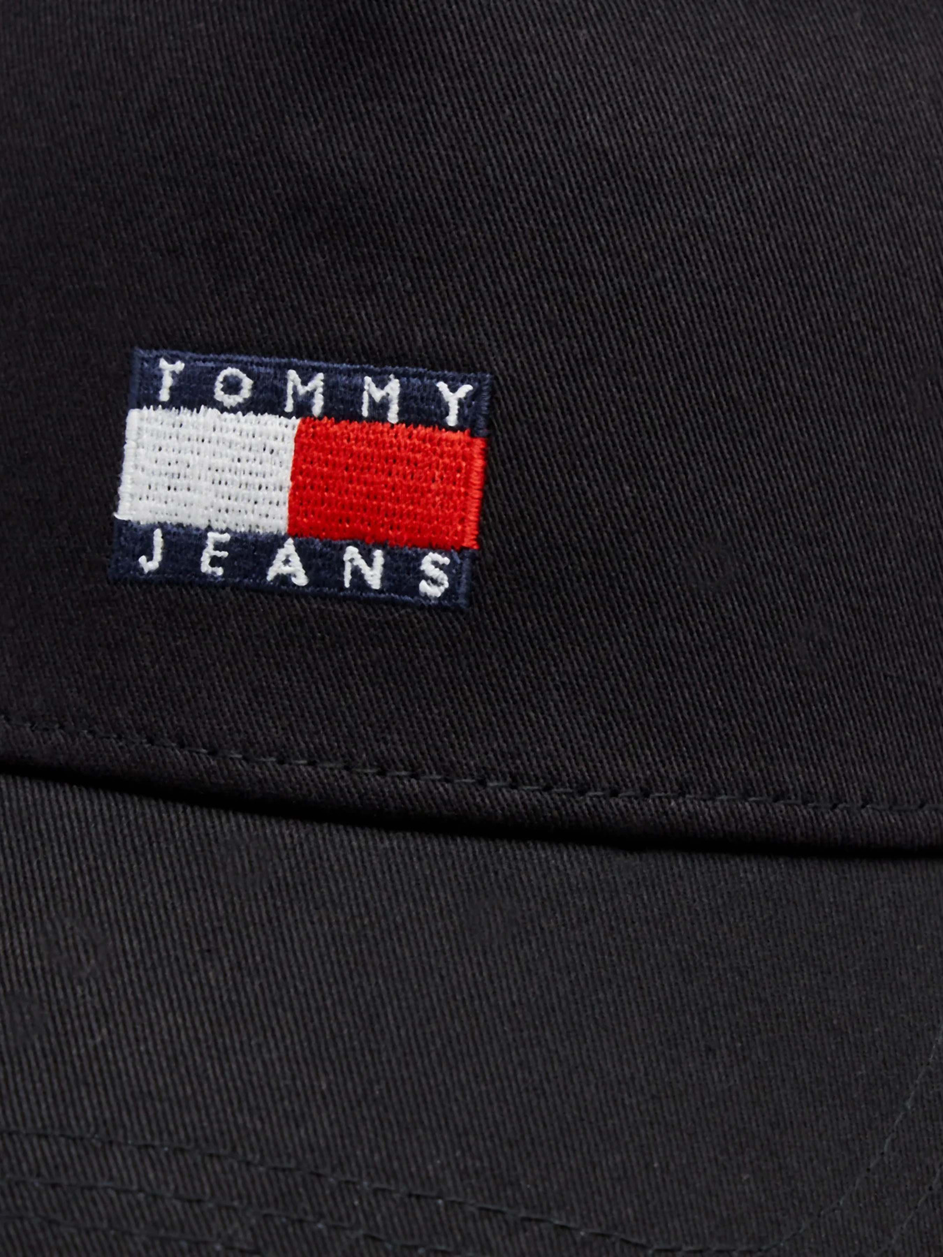 Шапки и кепки Tommy Hilfiger модель AM0AM12139-BDS Шапки и кепки Tommy Hilfiger модель AM0AM12139-BDS Фото