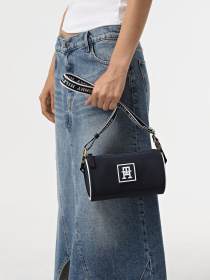 Сумки Tommy Hilfiger модель AW0AW15979-DW6 Фото