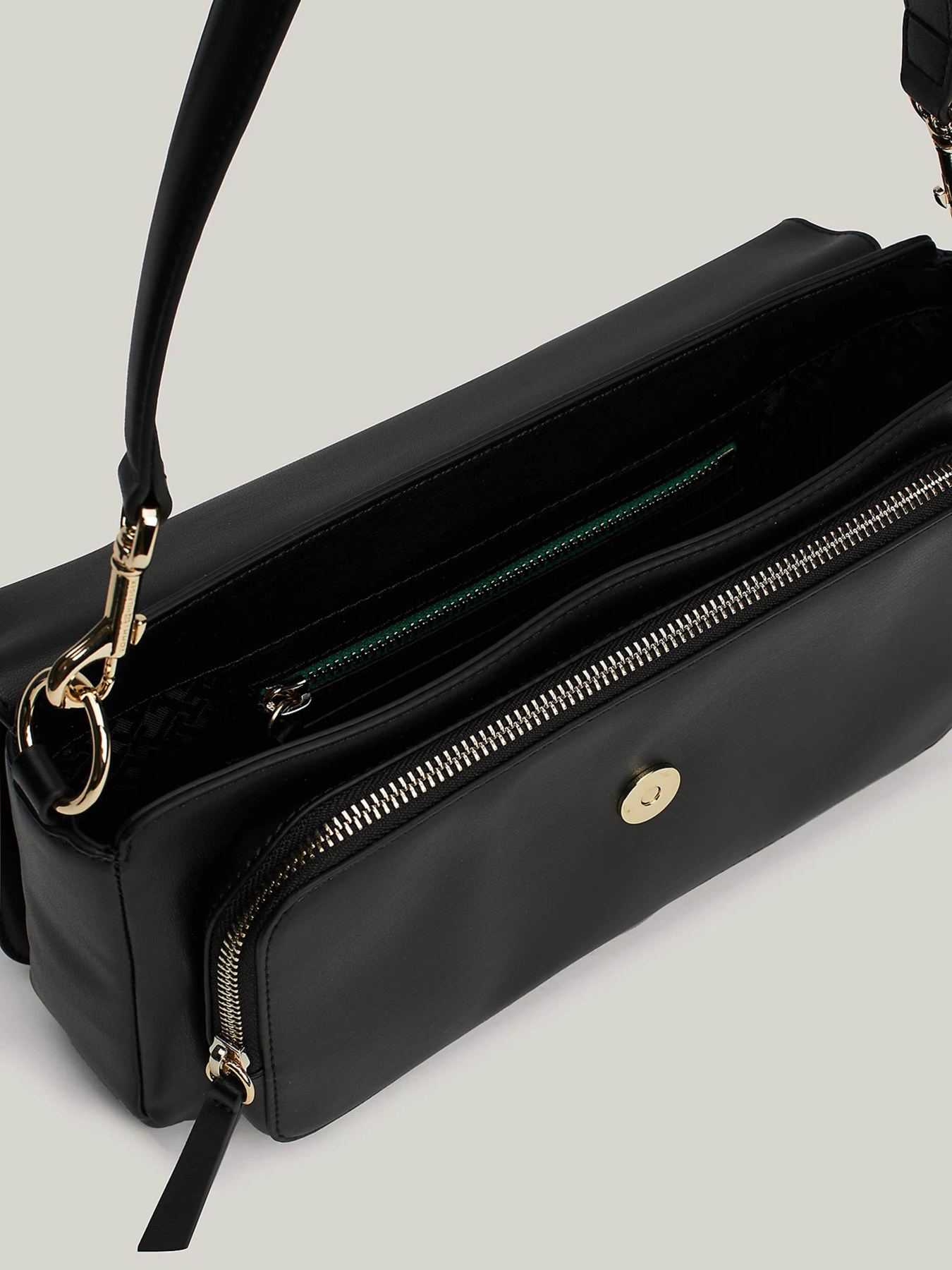 Сумки Tommy Hilfiger модель AW0AW16286-BDS Фото