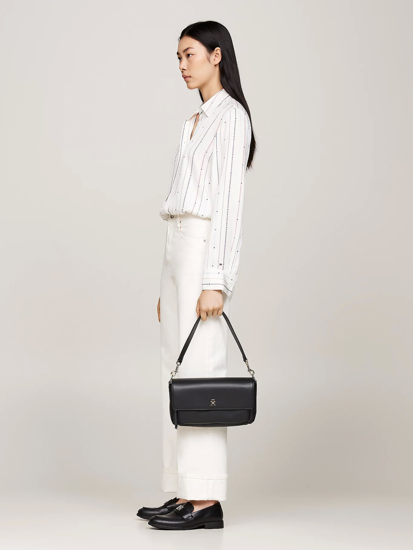 Сумки Tommy Hilfiger модель AW0AW16286-BDS Фото