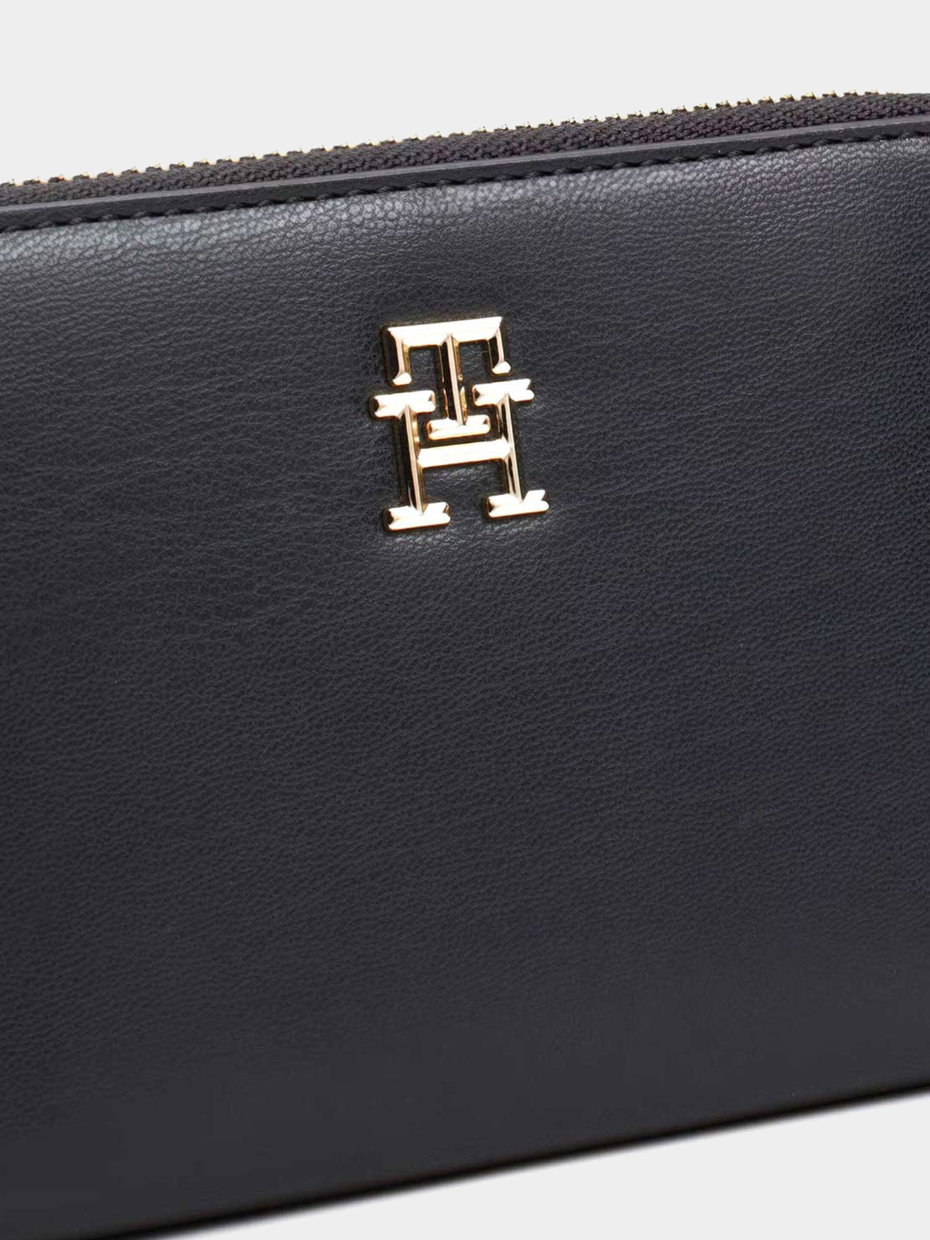 Гаманці Tommy Hilfiger модель AW0AW16330-BDS Фото