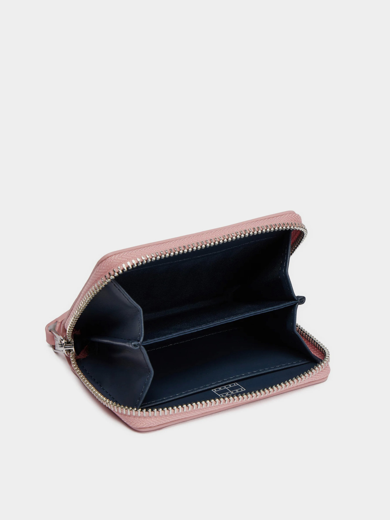 Кошельки Tommy Hilfiger модель AW0AW16387-TH0 Кошельки Tommy Hilfiger модель AW0AW16387-TH0 Фото