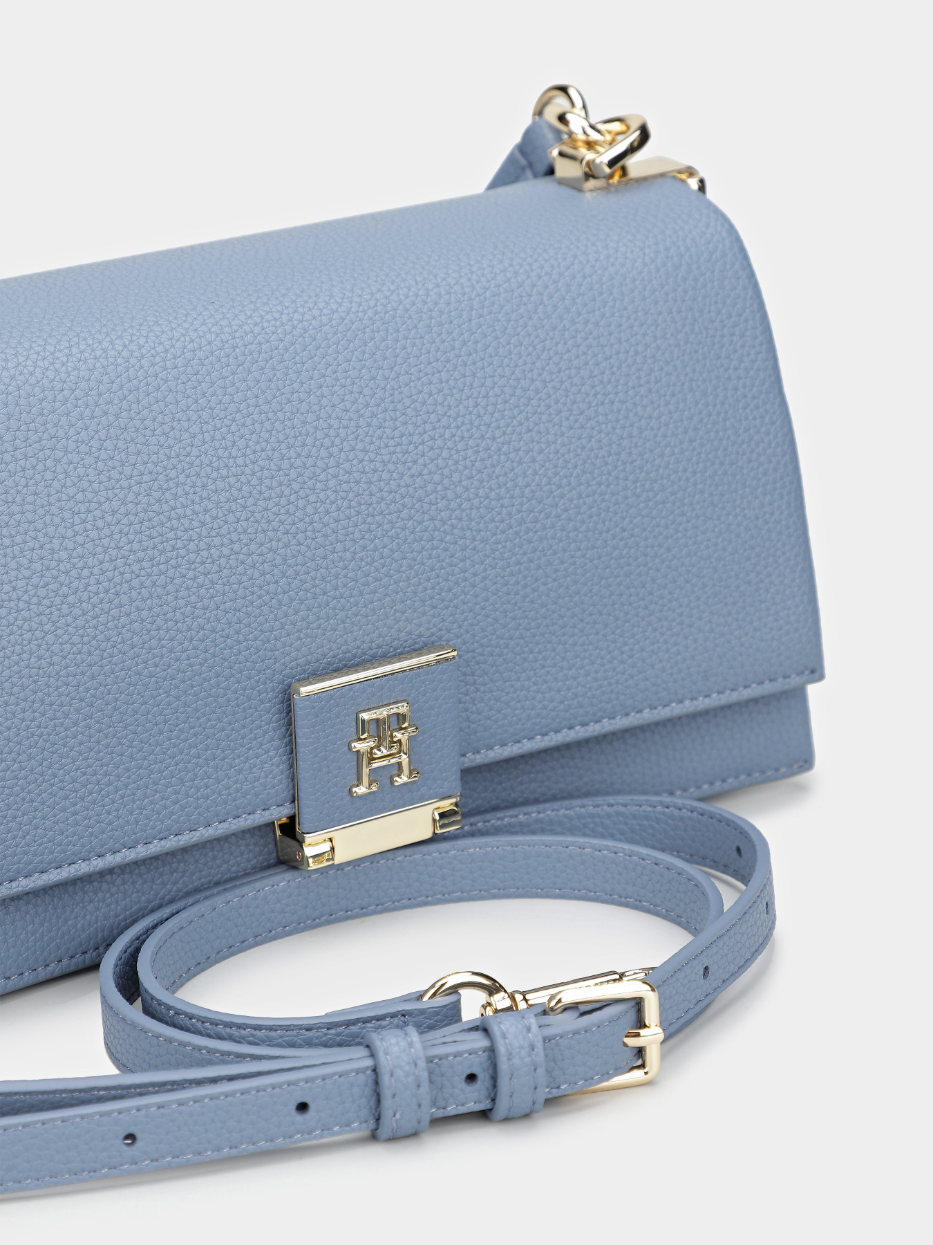 Сумки Tommy Hilfiger модель AW0AW16481-C0Z Фото