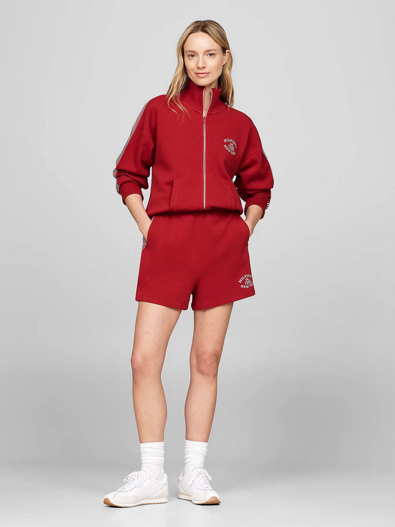 Худі та світшоти Tommy Hilfiger модель WW0WW42077-XNN Фото