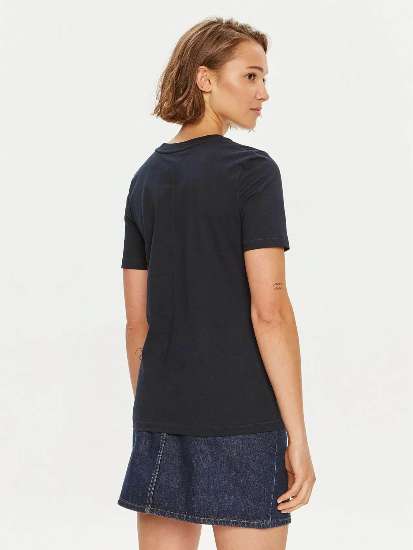 Футболки і поло Tommy Hilfiger модель WW0WW42589-DW5 Футболки і поло Tommy Hilfiger модель WW0WW42589-DW5 Фото