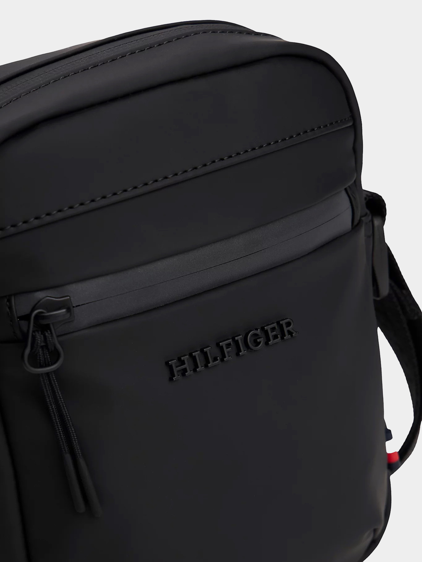 Сумки Tommy Hilfiger модель AM0AM13498-BDS Сумки Tommy Hilfiger модель AM0AM13498-BDS Фото